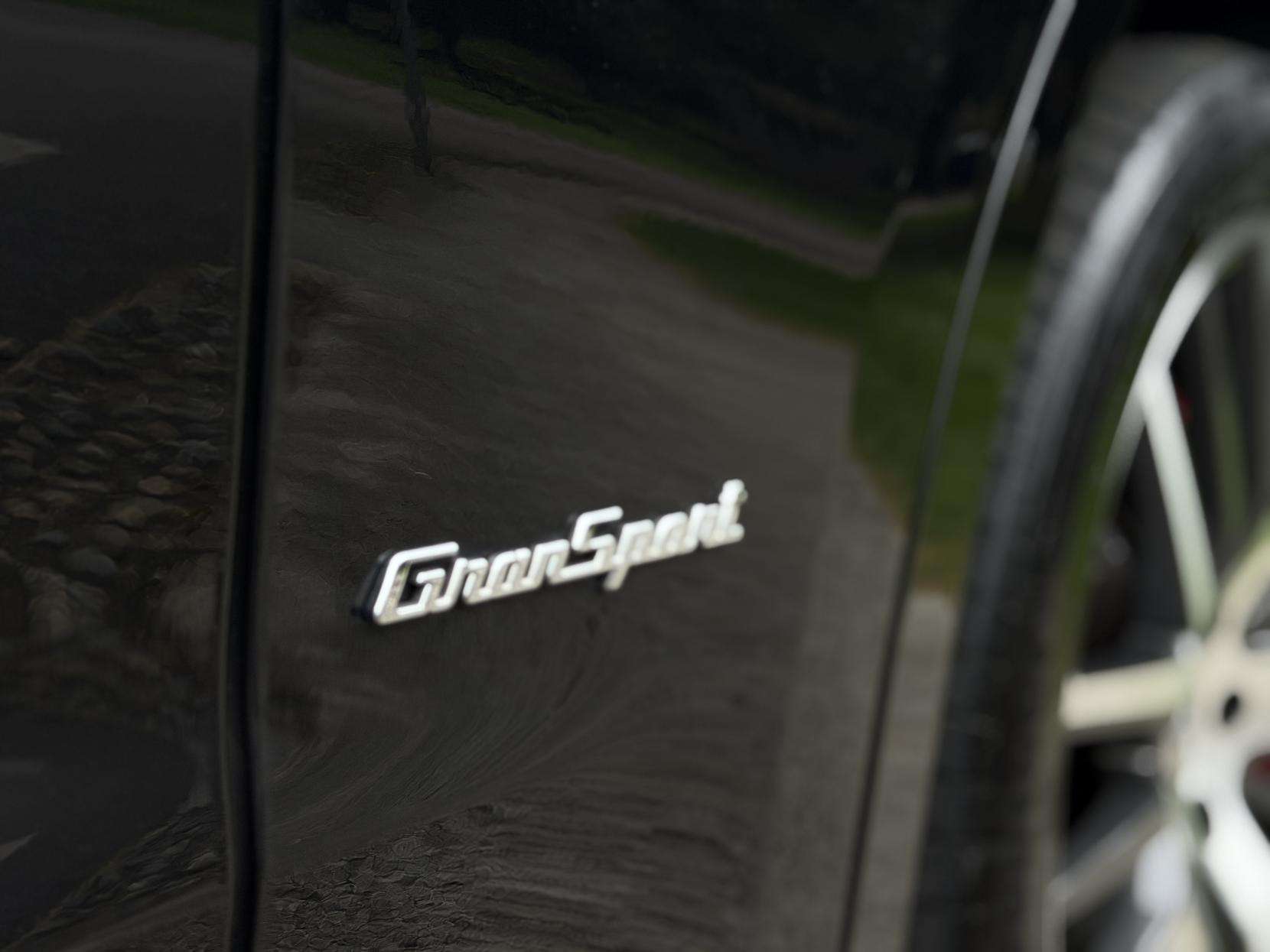 2020 MASERATI LEVANTE 2020 MASERATI LEVANTE