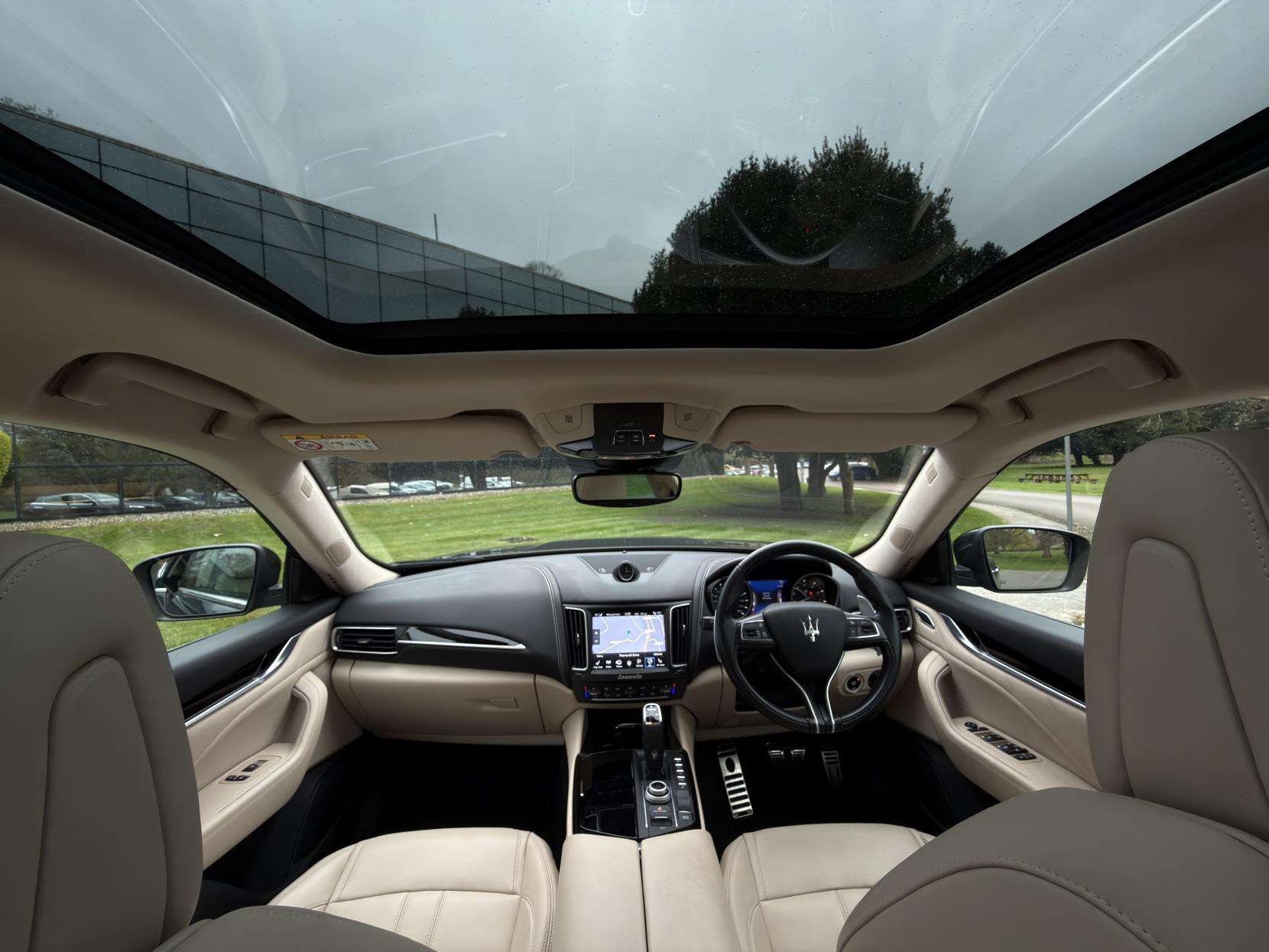 2020 MASERATI LEVANTE 2020 MASERATI LEVANTE