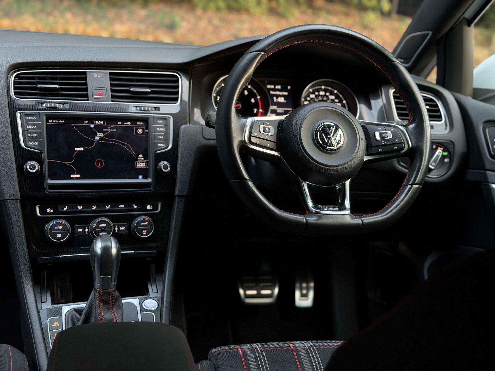 2016 VOLKSWAGEN GOLF 2016 VOLKSWAGEN GOLF