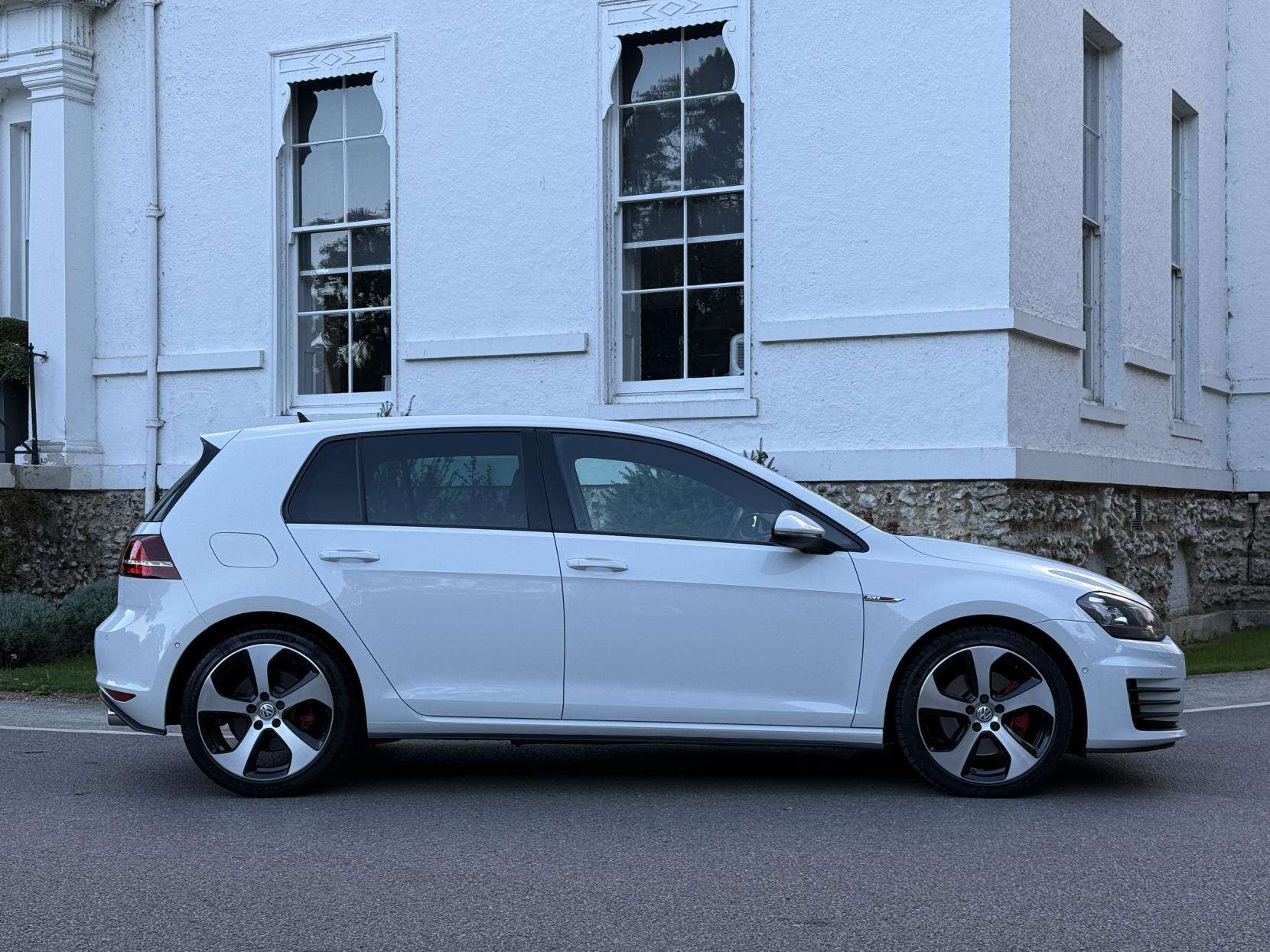 2016 VOLKSWAGEN GOLF 2016 VOLKSWAGEN GOLF