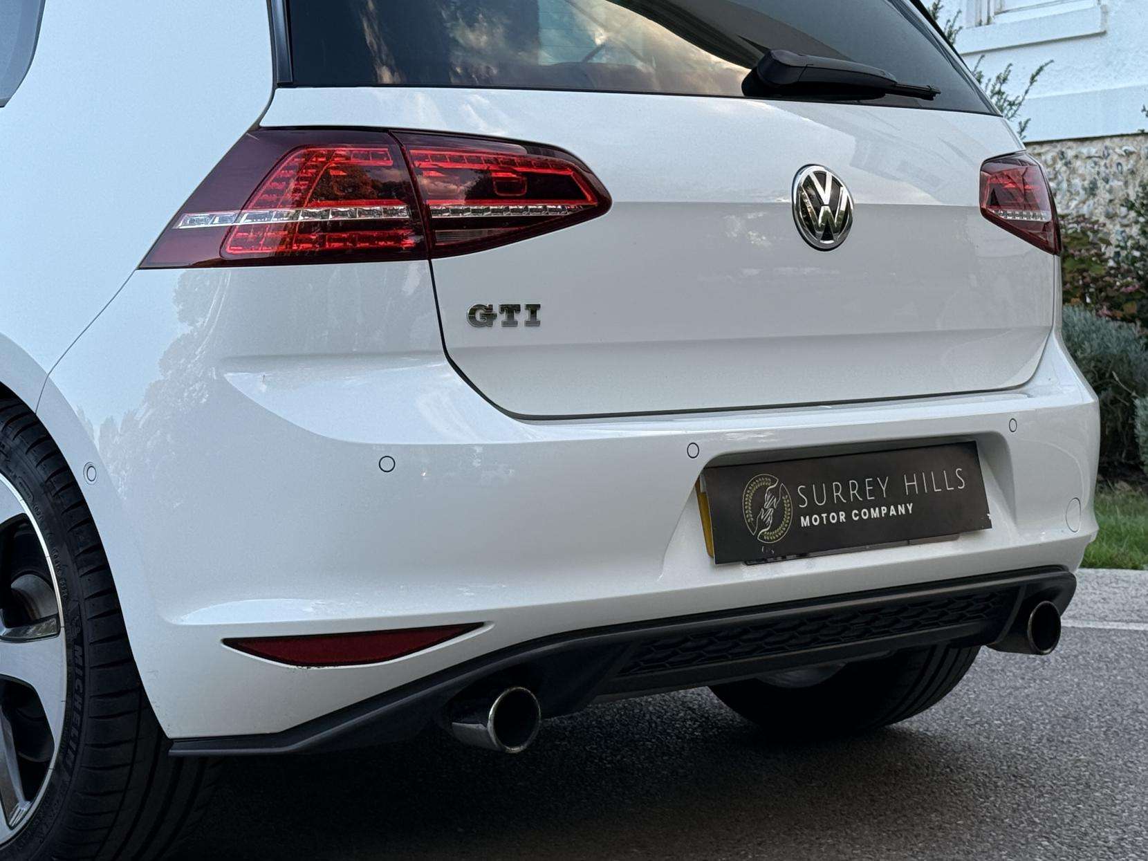 2016 VOLKSWAGEN GOLF 2016 VOLKSWAGEN GOLF