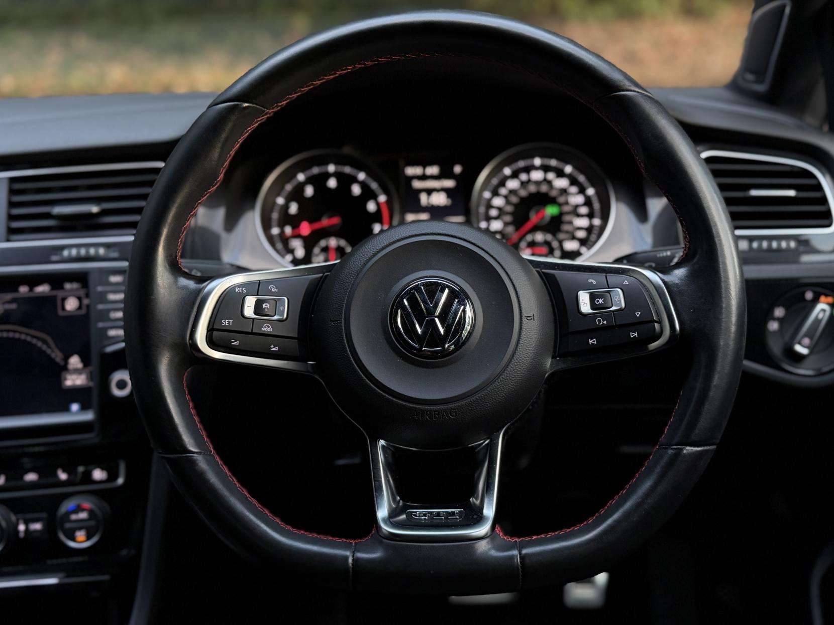 2016 VOLKSWAGEN GOLF 2016 VOLKSWAGEN GOLF