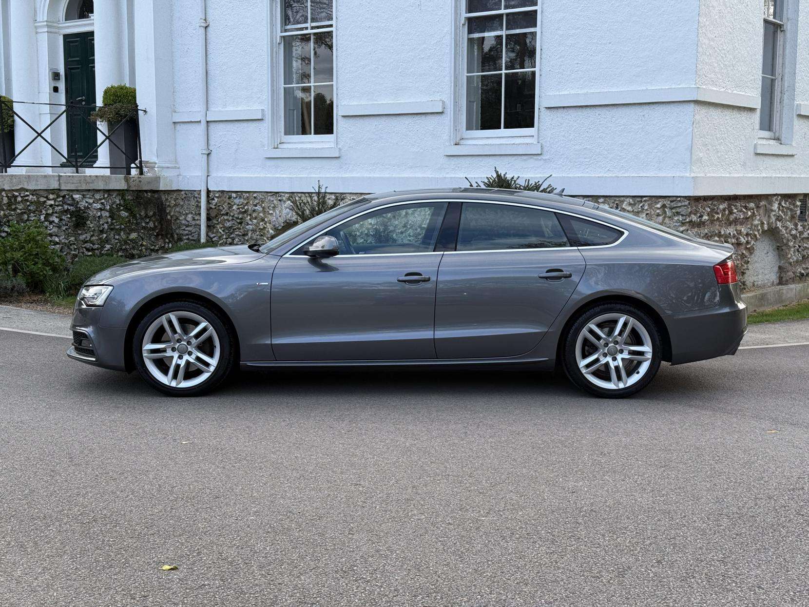 A 2015 AUDI A5 2.0 TFSI S line Sportback 5dr Petrol S Tronic quattro Euro 6 (s/s) (225 ps) A 2015 AUDI A5 2.0 TFSI S line Sportback 5dr Petrol S Tronic quattro Euro 6 (s/s) (225 ps)