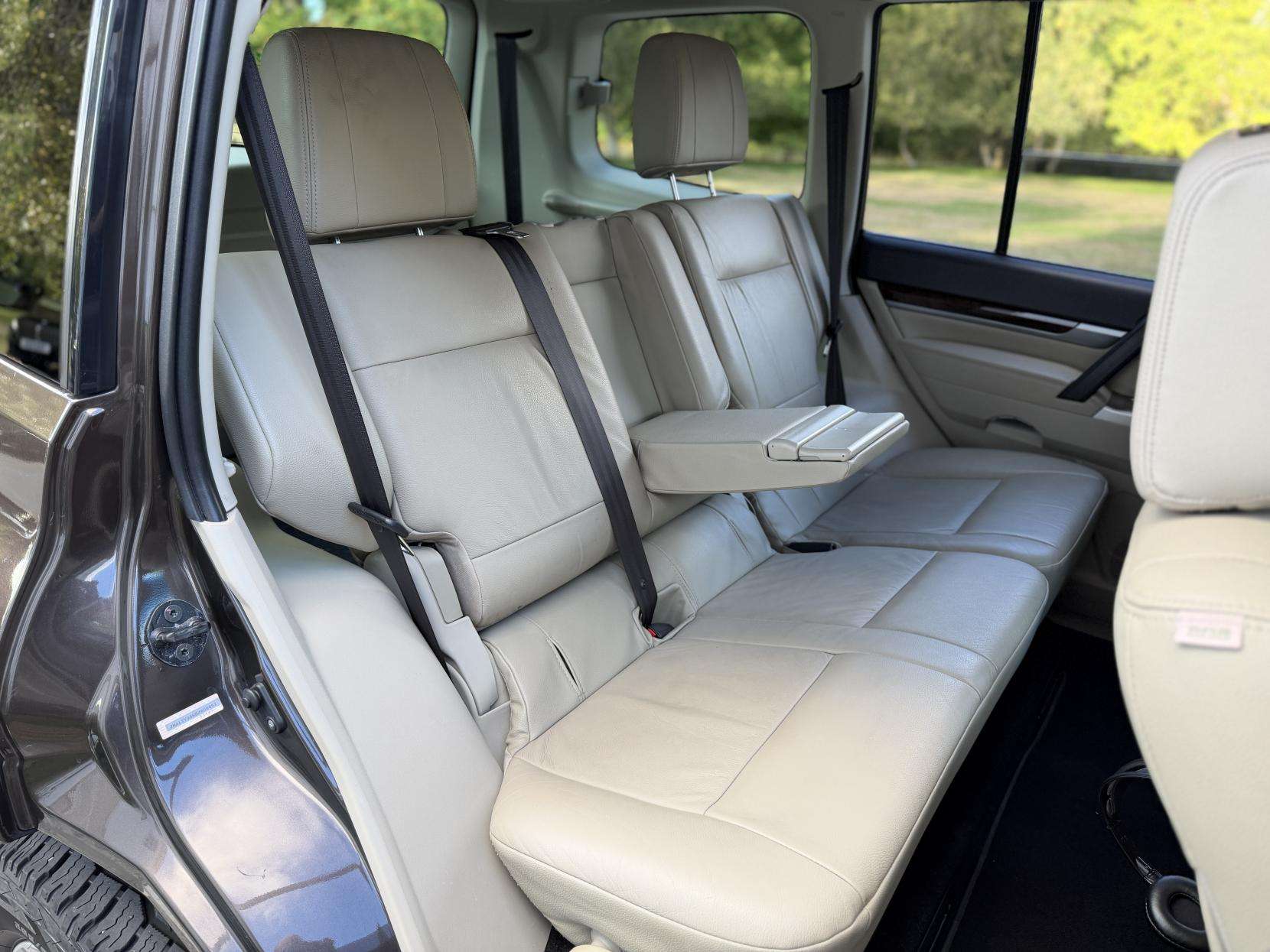2017 MITSUBISHI SHOGUN 2017 MITSUBISHI SHOGUN