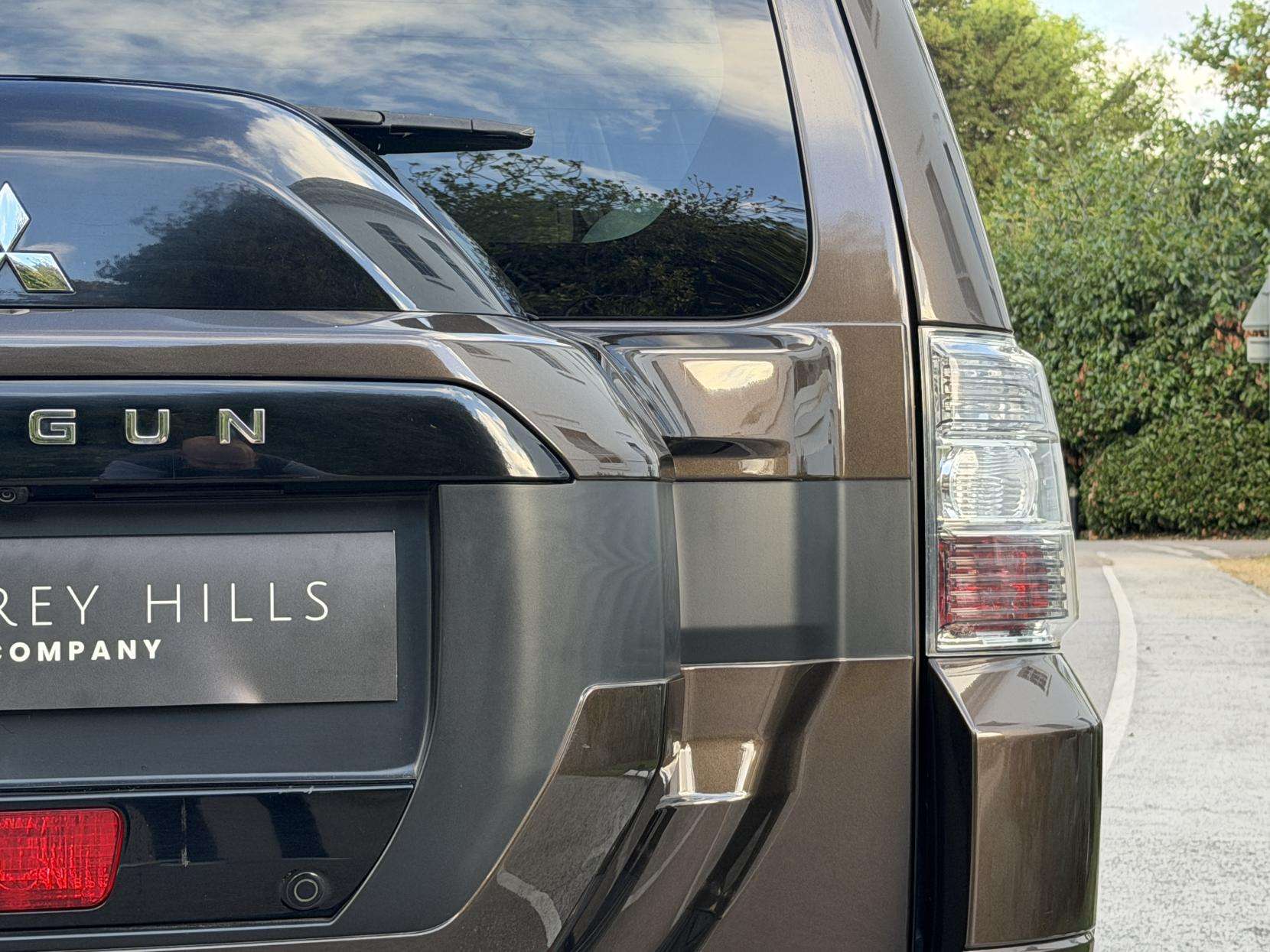 2017 MITSUBISHI SHOGUN 2017 MITSUBISHI SHOGUN