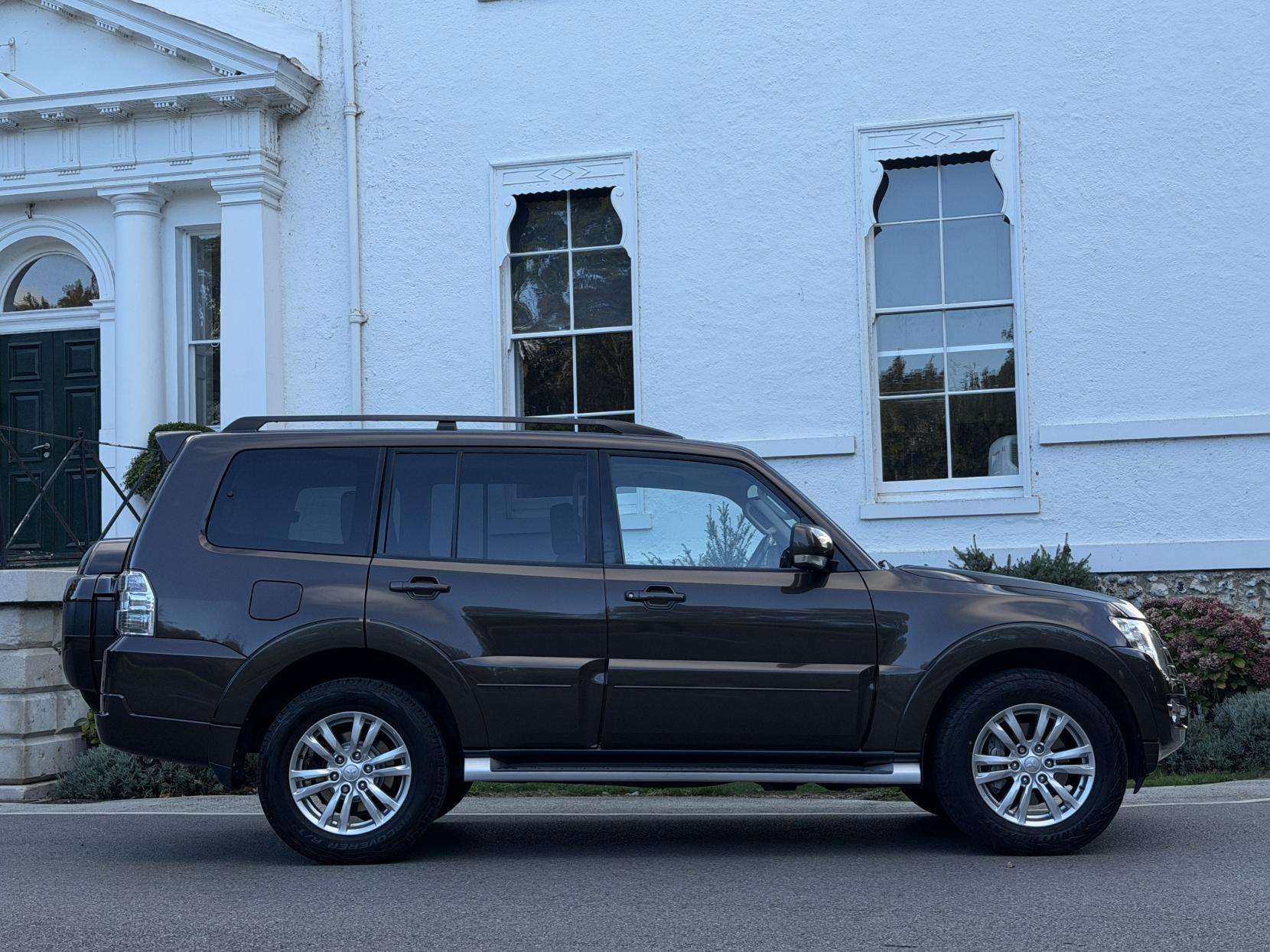 2017 MITSUBISHI SHOGUN 2017 MITSUBISHI SHOGUN