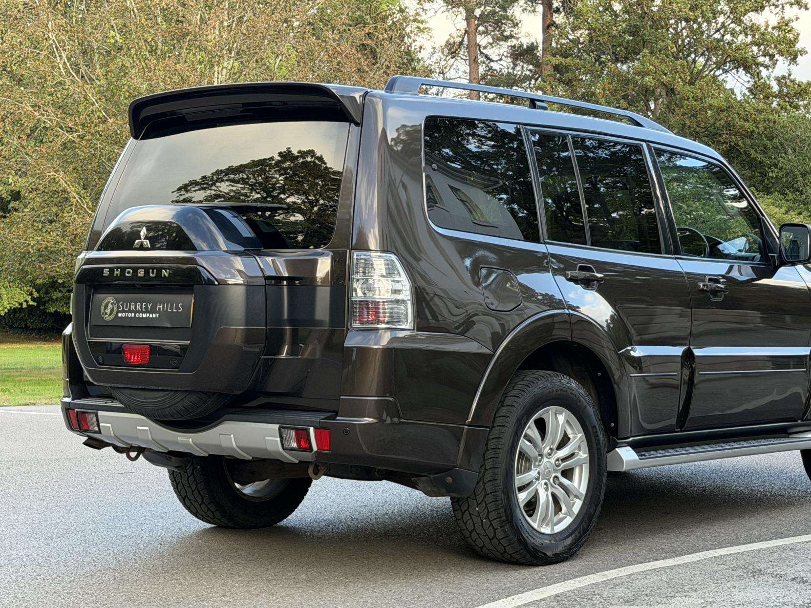 2017 MITSUBISHI SHOGUN 2017 MITSUBISHI SHOGUN