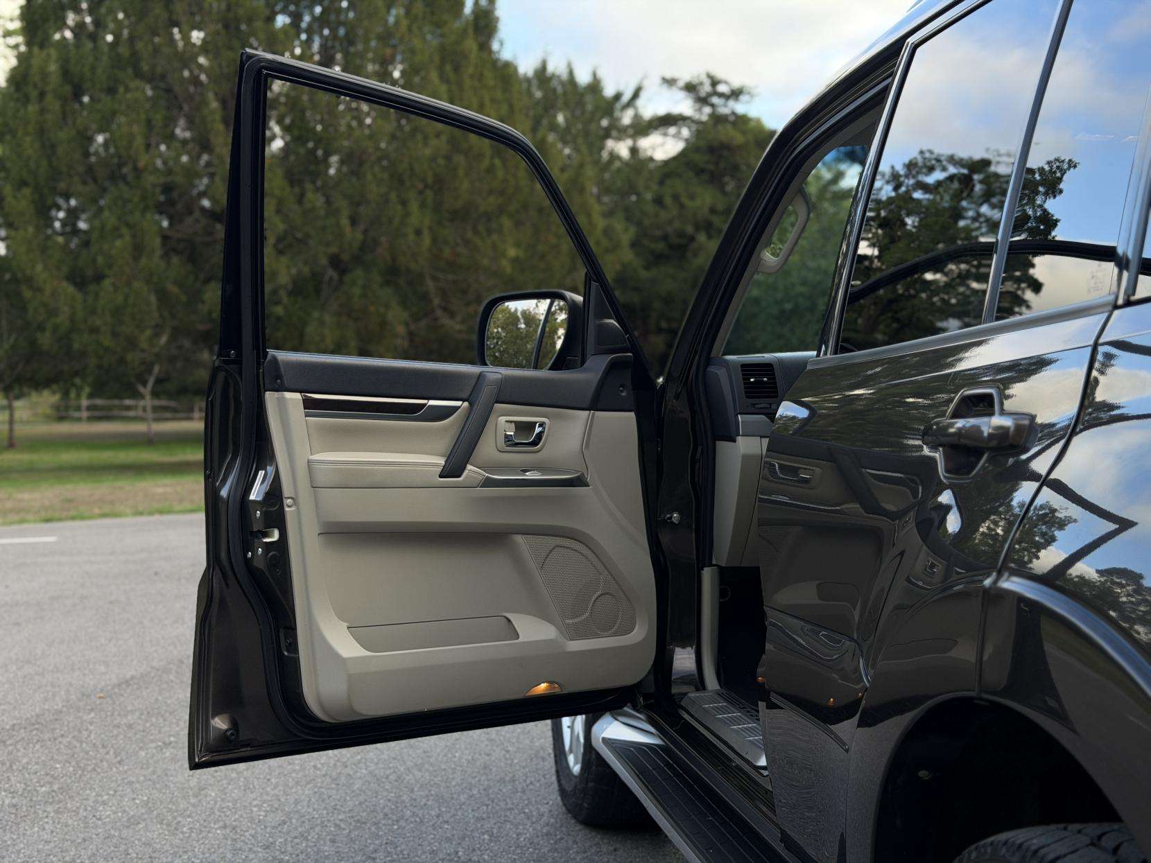 2017 MITSUBISHI SHOGUN 2017 MITSUBISHI SHOGUN