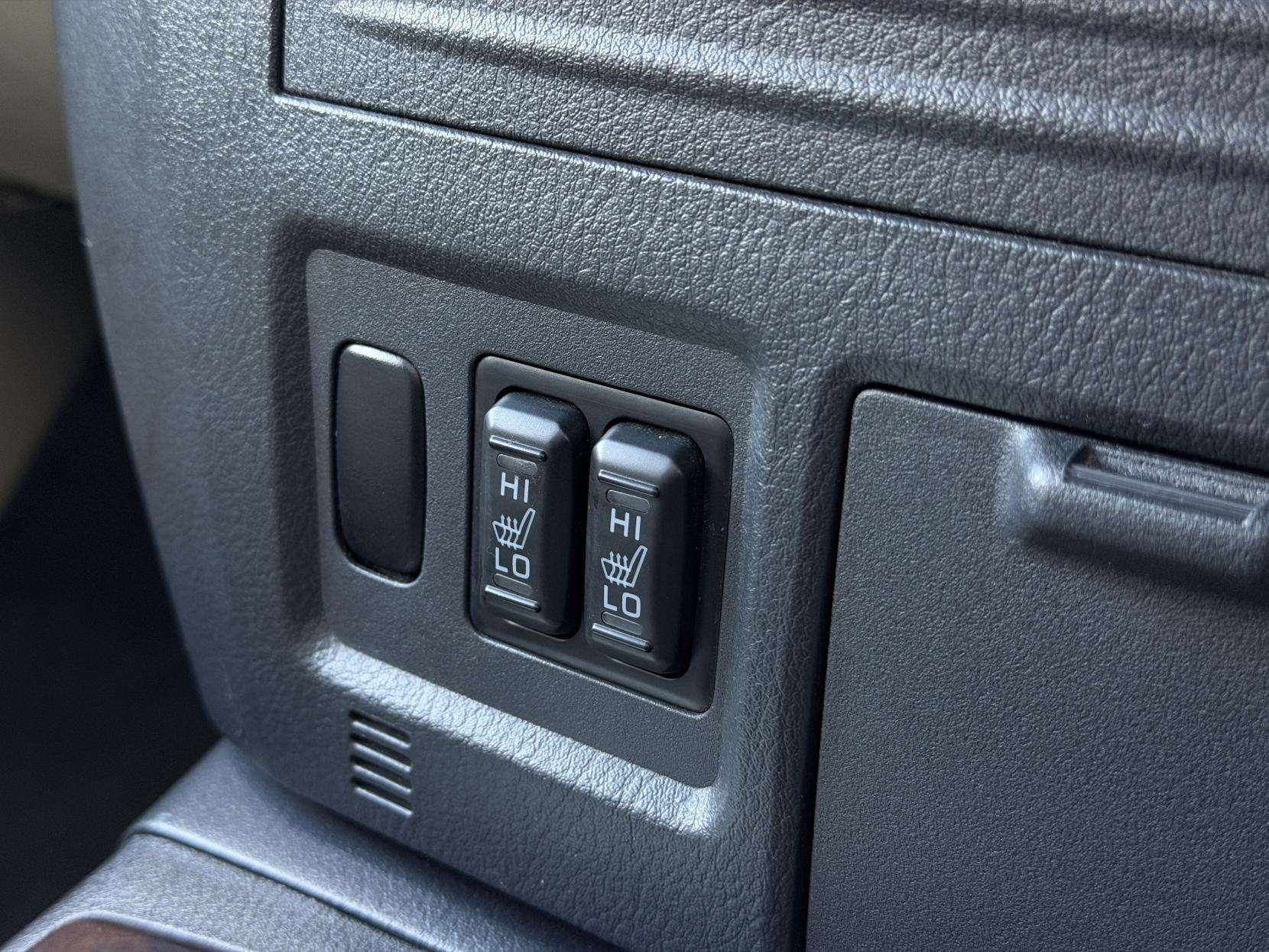2017 MITSUBISHI SHOGUN 2017 MITSUBISHI SHOGUN