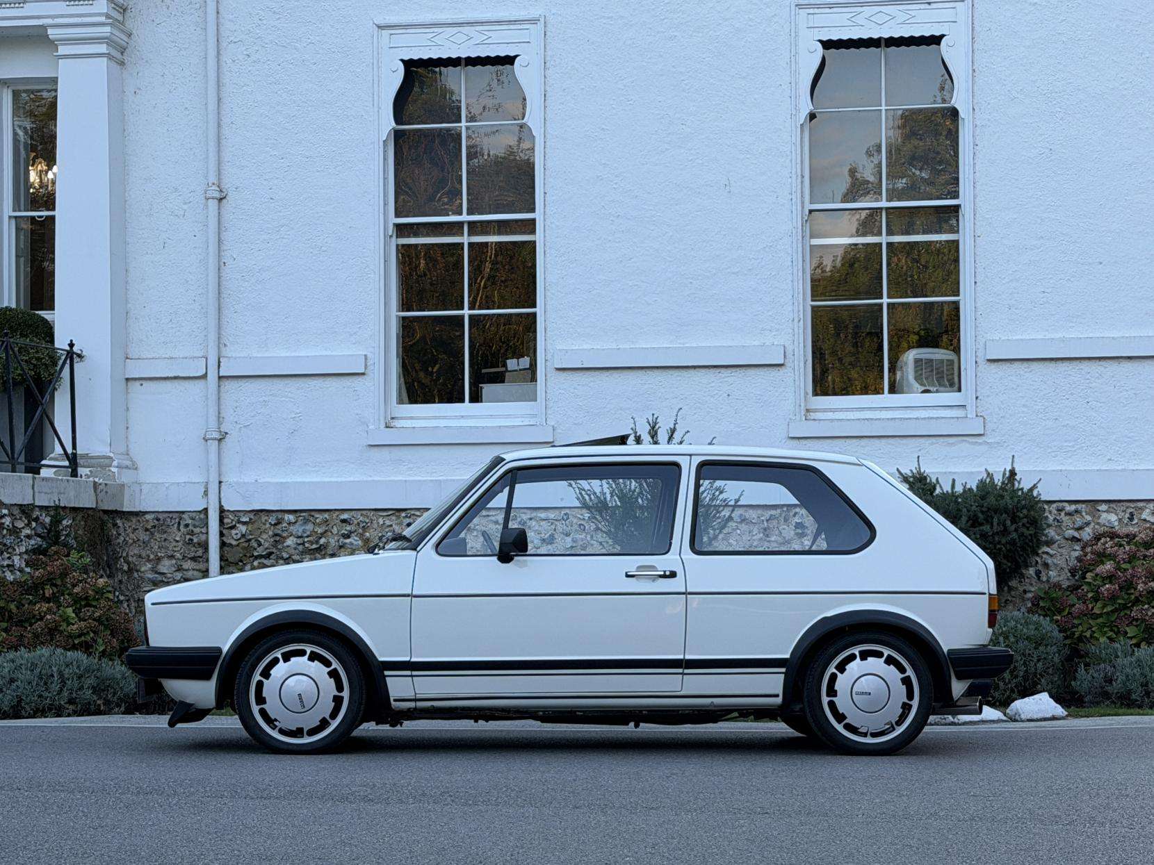 A 1983 VOLKSWAGEN GOLF 1.8 GTI Hatchback 3dr Petrol Manual (112 bhp) A 1983 VOLKSWAGEN GOLF 1.8 GTI Hatchback 3dr Petrol Manual (112 bhp)