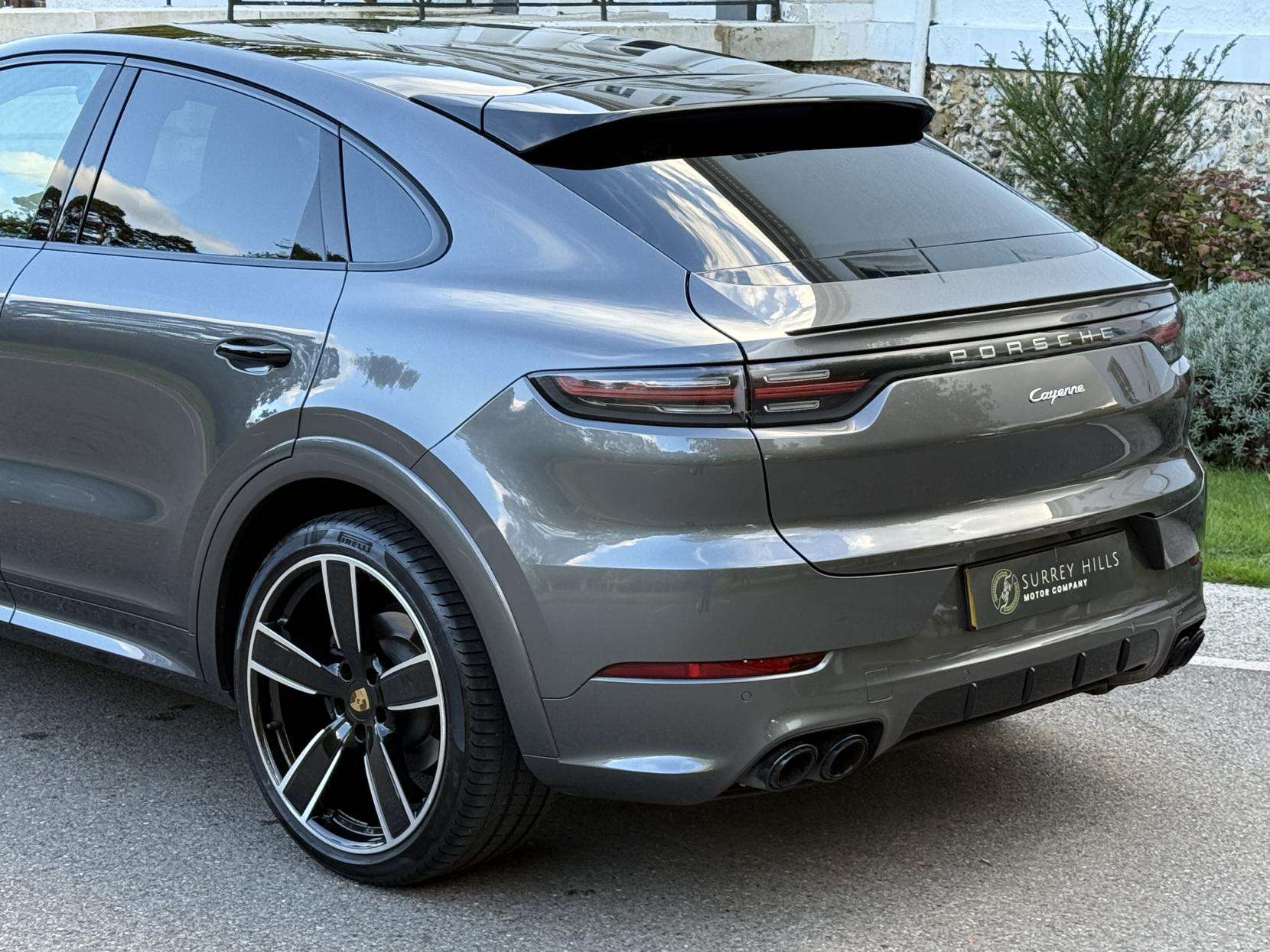 2022 PORSCHE CAYENNE 2022 PORSCHE CAYENNE