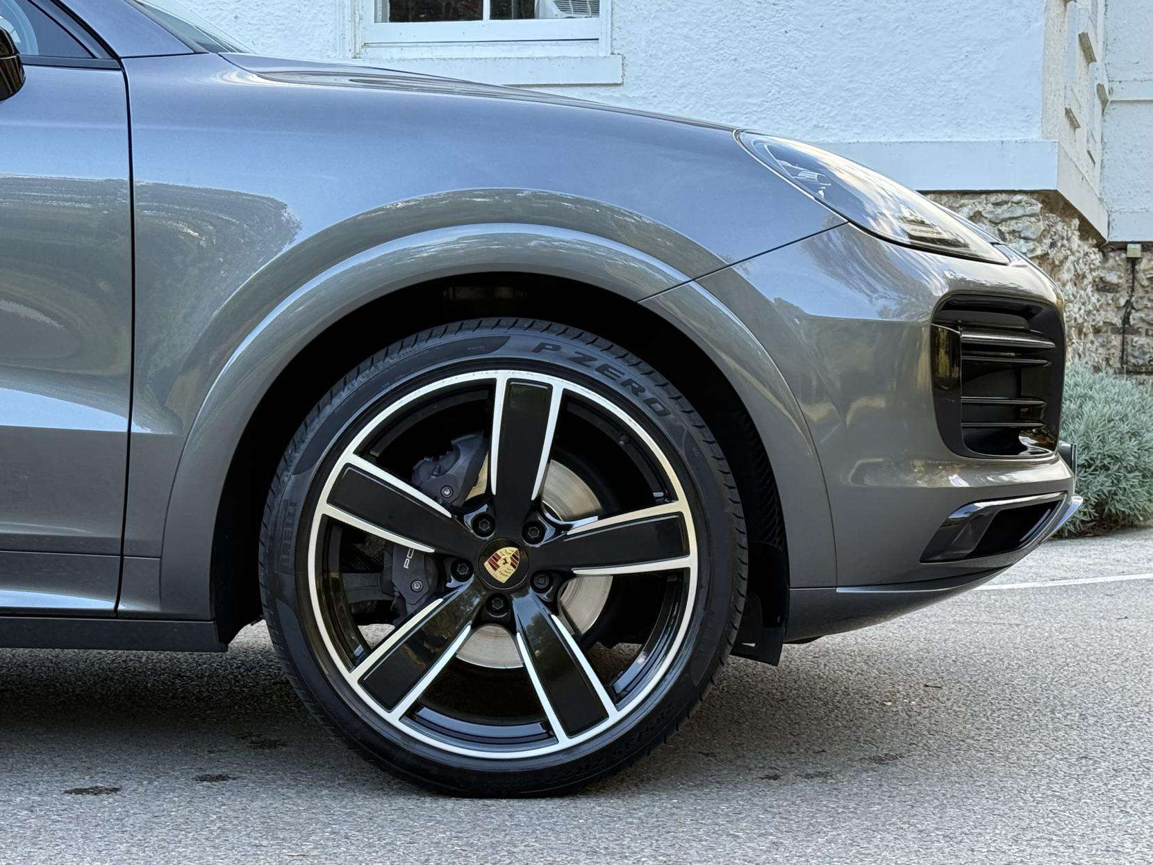 2022 PORSCHE CAYENNE 2022 PORSCHE CAYENNE
