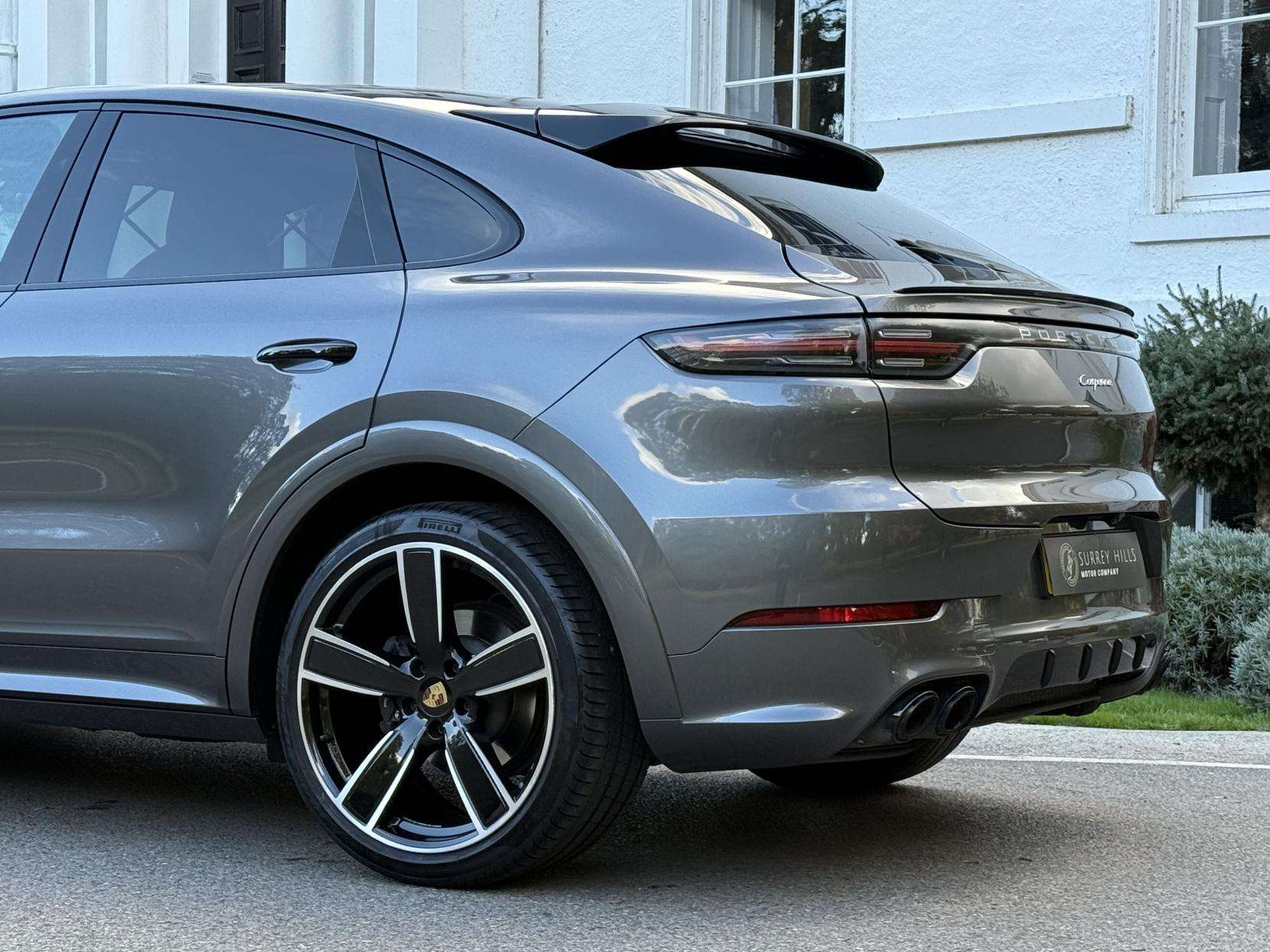 2022 PORSCHE CAYENNE 2022 PORSCHE CAYENNE