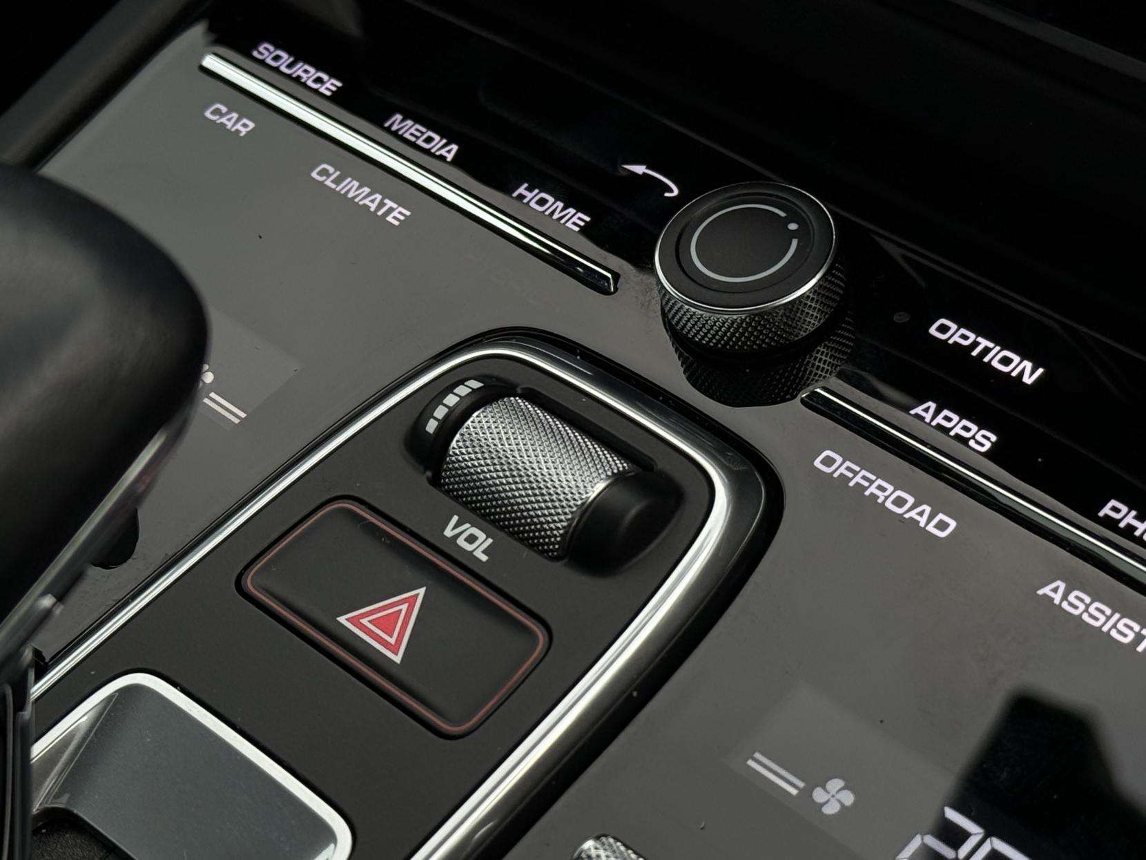 2022 PORSCHE CAYENNE 2022 PORSCHE CAYENNE