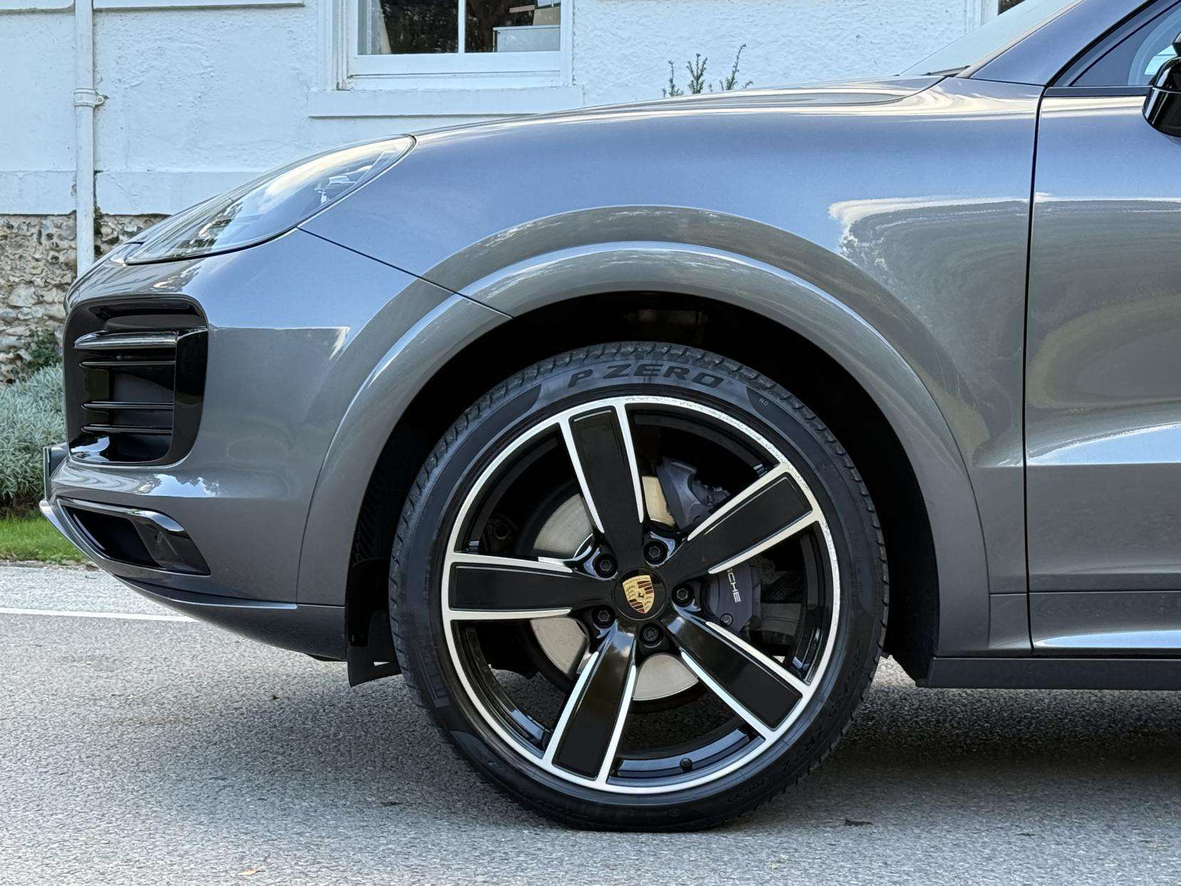 2022 PORSCHE CAYENNE 2022 PORSCHE CAYENNE