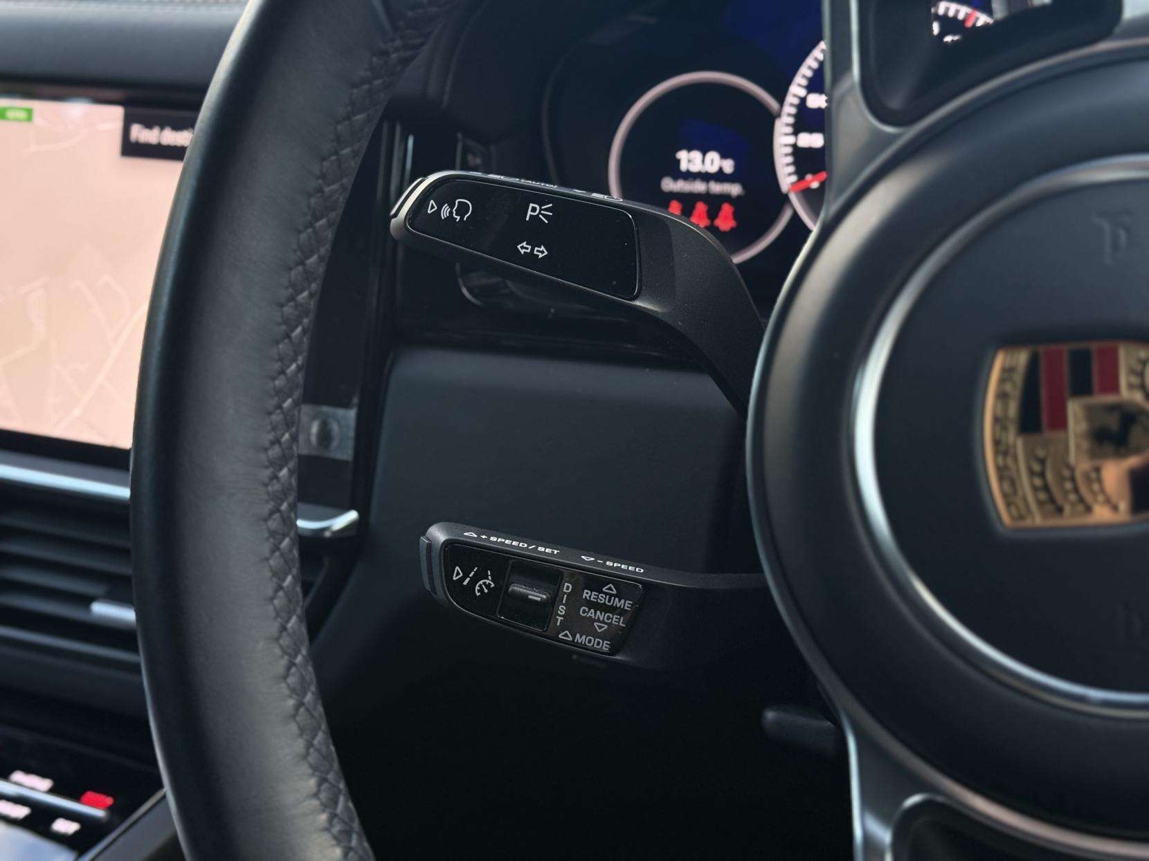 2022 PORSCHE CAYENNE 2022 PORSCHE CAYENNE