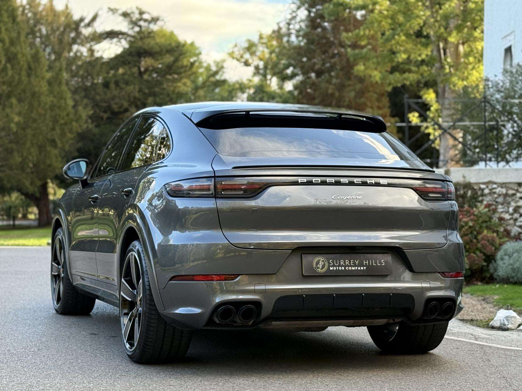 2022 PORSCHE CAYENNE 2022 PORSCHE CAYENNE