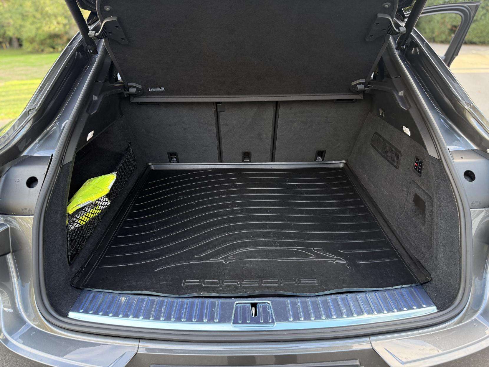 2022 PORSCHE CAYENNE 2022 PORSCHE CAYENNE