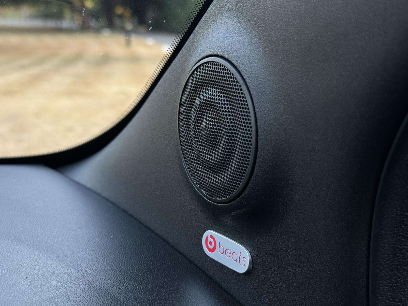 2024 ABARTH 695 2024 ABARTH 695
