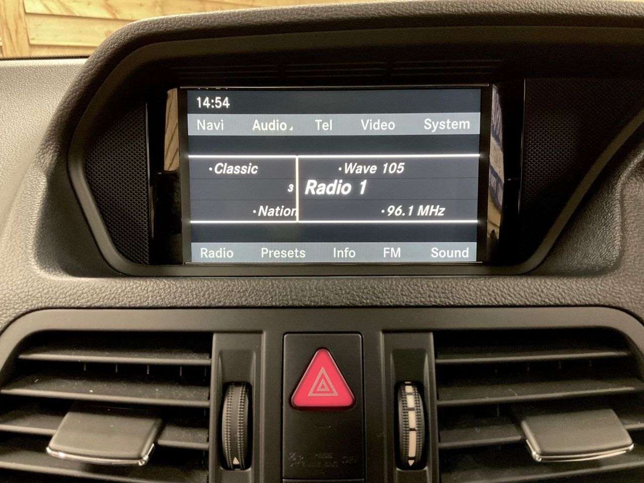 2010 MERCEDES E CLASS 2010 MERCEDES E CLASS