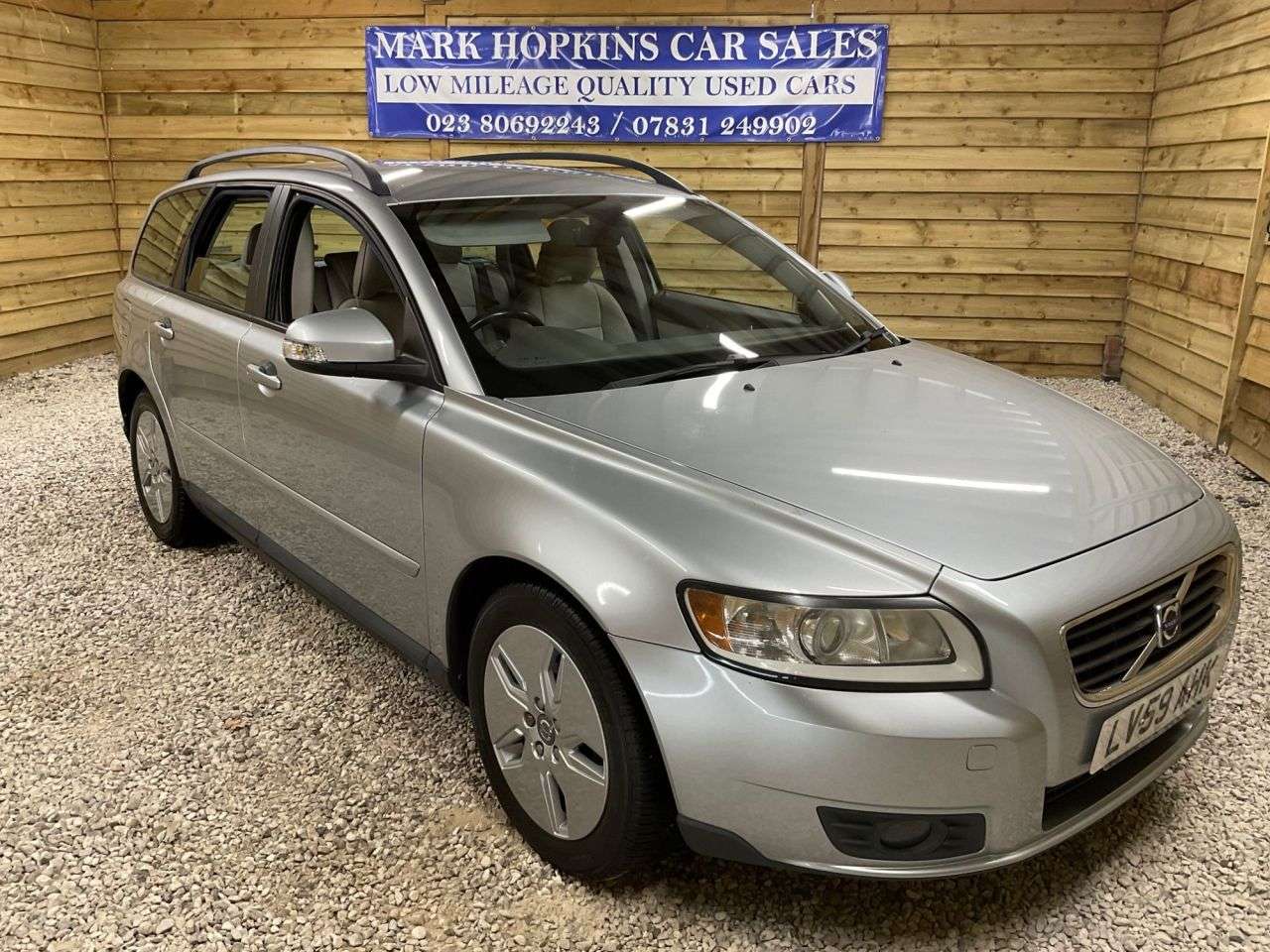 2009 VOLVO V50 2009 VOLVO V50
