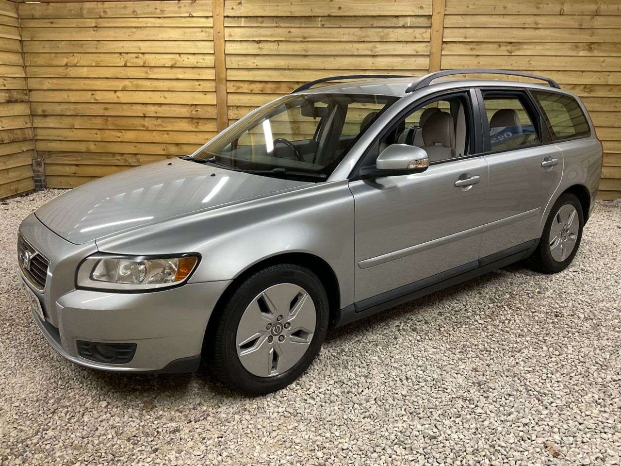 2009 VOLVO V50 2009 VOLVO V50