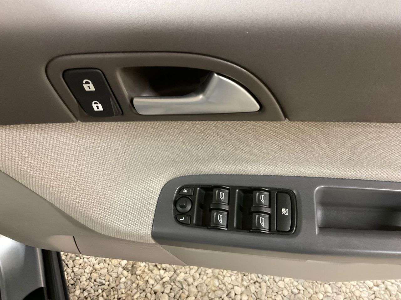 2009 VOLVO V50 2009 VOLVO V50