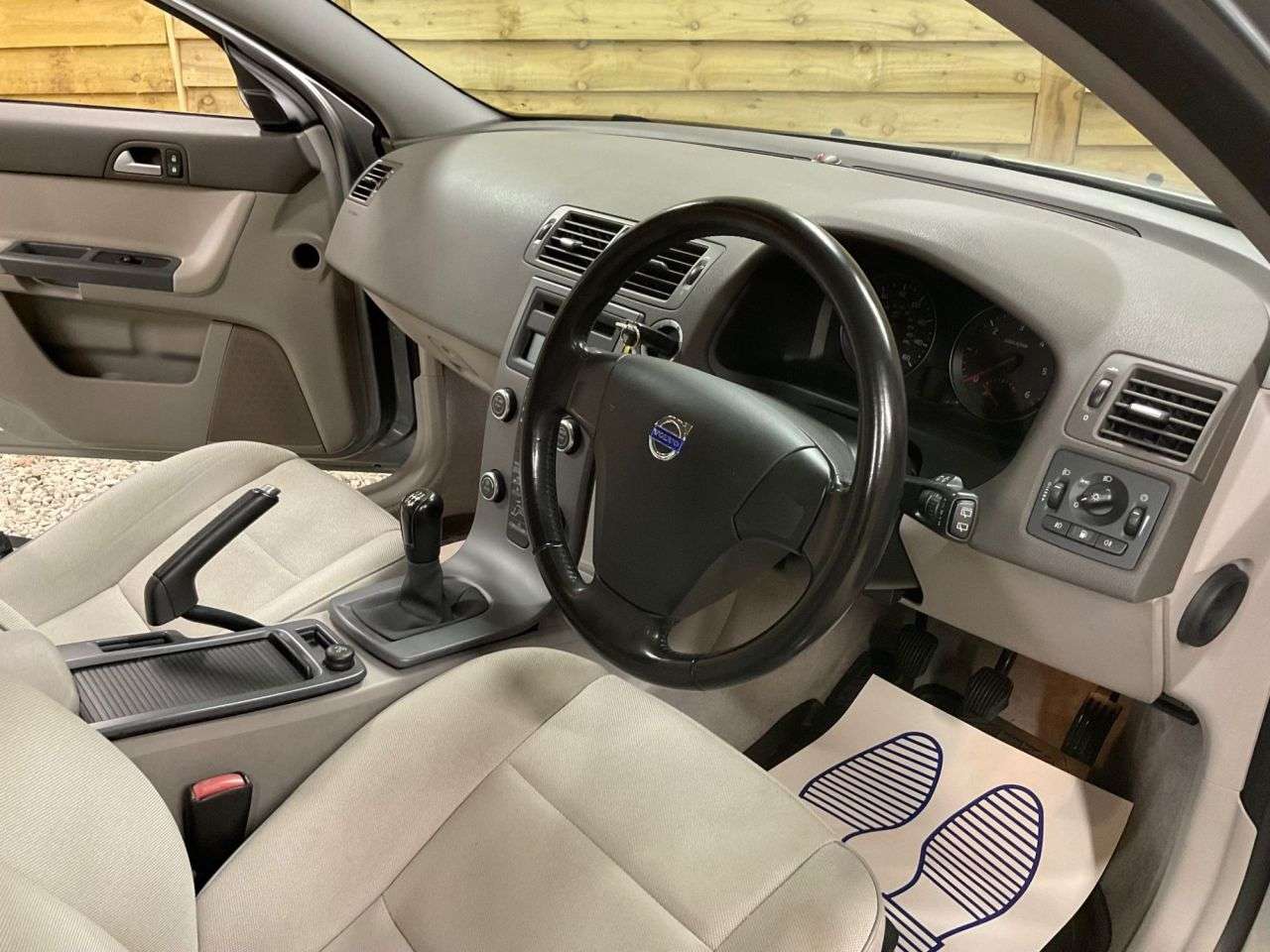 2009 VOLVO V50 2009 VOLVO V50