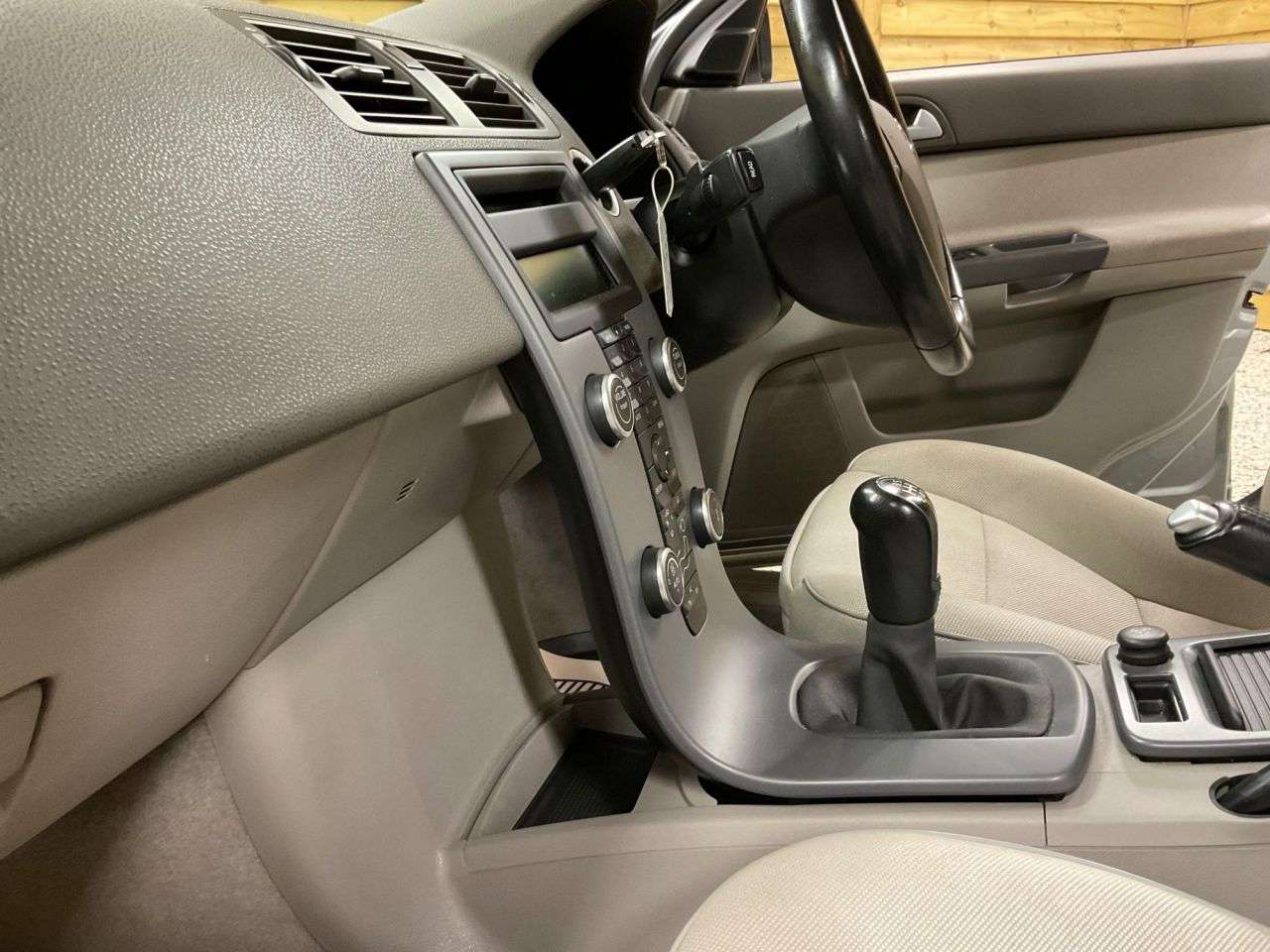 2009 VOLVO V50 2009 VOLVO V50