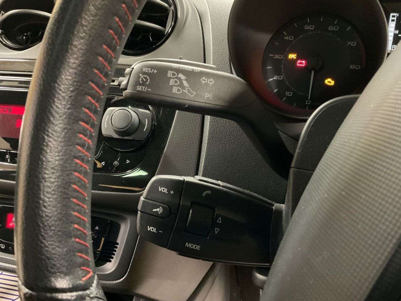 2012 SEAT IBIZA 2012 SEAT IBIZA