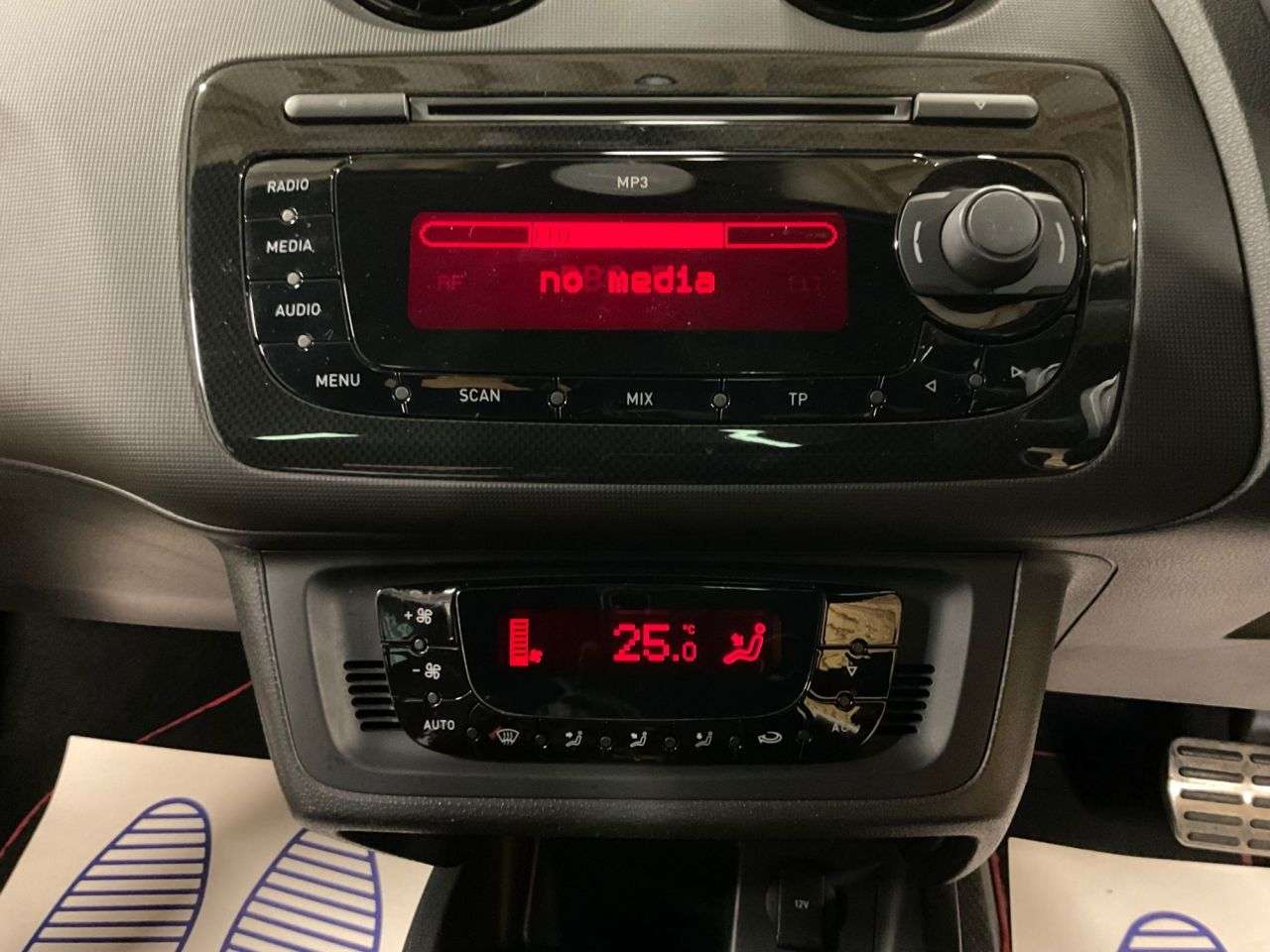 2012 SEAT IBIZA 2012 SEAT IBIZA