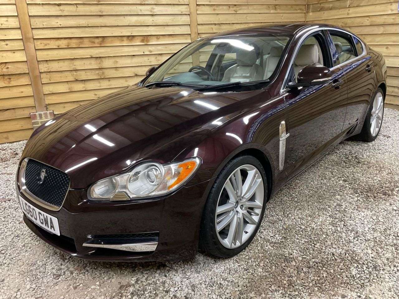 2010 JAGUAR XF 2010 JAGUAR XF