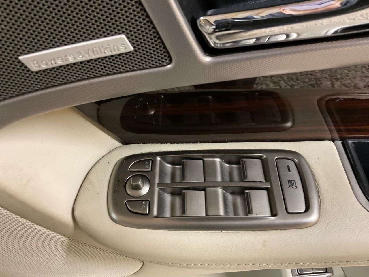 2010 JAGUAR XF 2010 JAGUAR XF