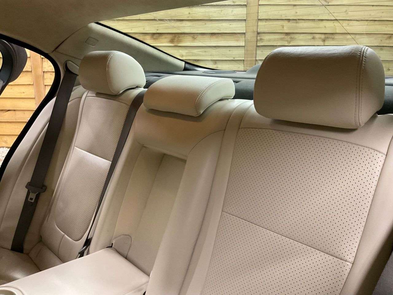 2010 JAGUAR XF 2010 JAGUAR XF