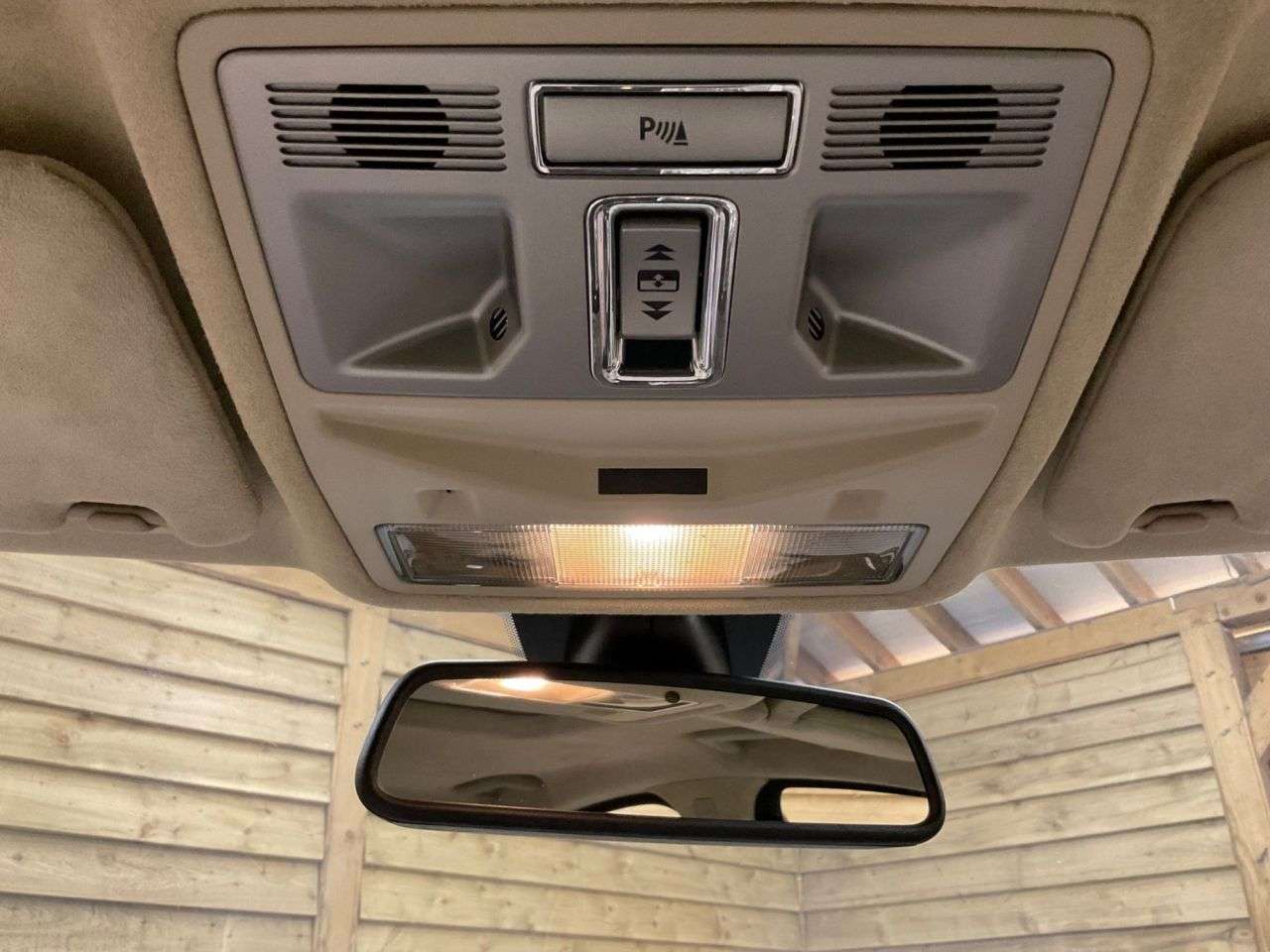 2010 JAGUAR XF 2010 JAGUAR XF