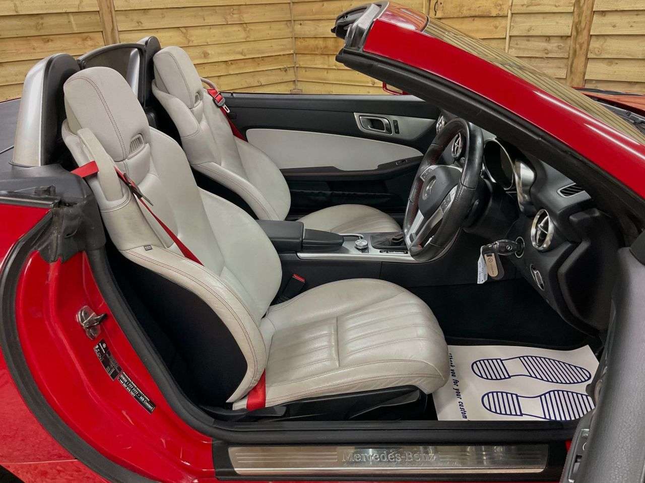 2011 MERCEDES-BENZ SLK 2011 MERCEDES-BENZ SLK