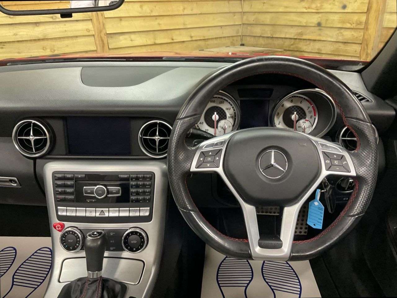 2011 MERCEDES-BENZ SLK 2011 MERCEDES-BENZ SLK