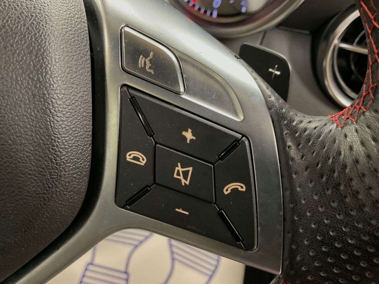 2011 MERCEDES-BENZ SLK 2011 MERCEDES-BENZ SLK