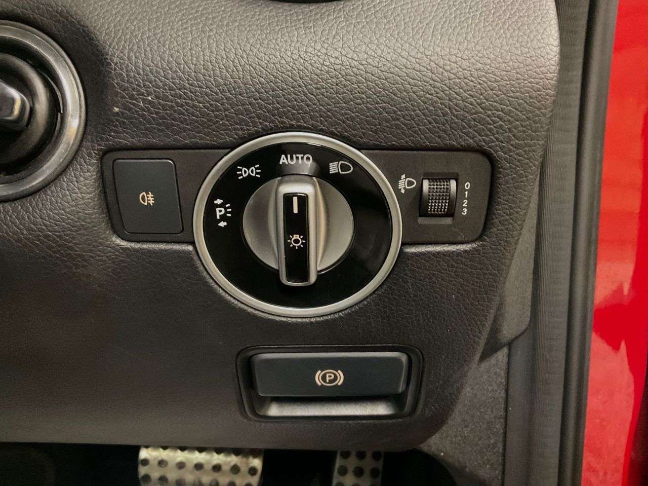 2011 MERCEDES-BENZ SLK 2011 MERCEDES-BENZ SLK