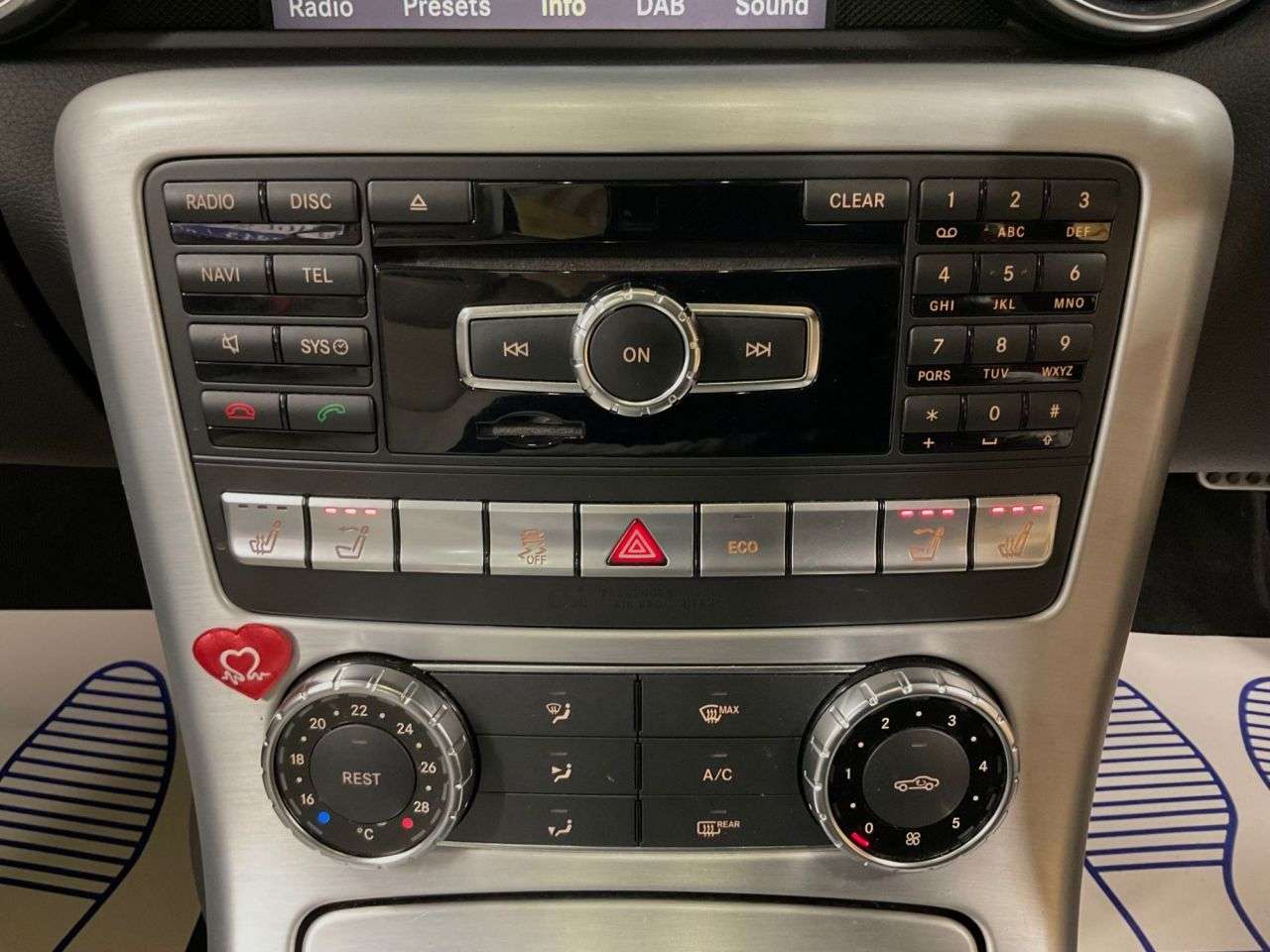 2011 MERCEDES-BENZ SLK 2011 MERCEDES-BENZ SLK