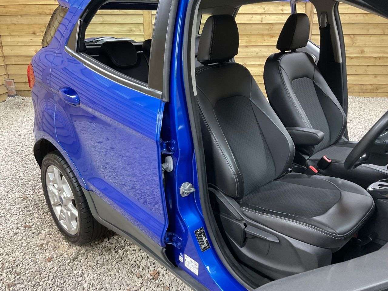 2017 FORD ECOSPORT 2017 FORD ECOSPORT