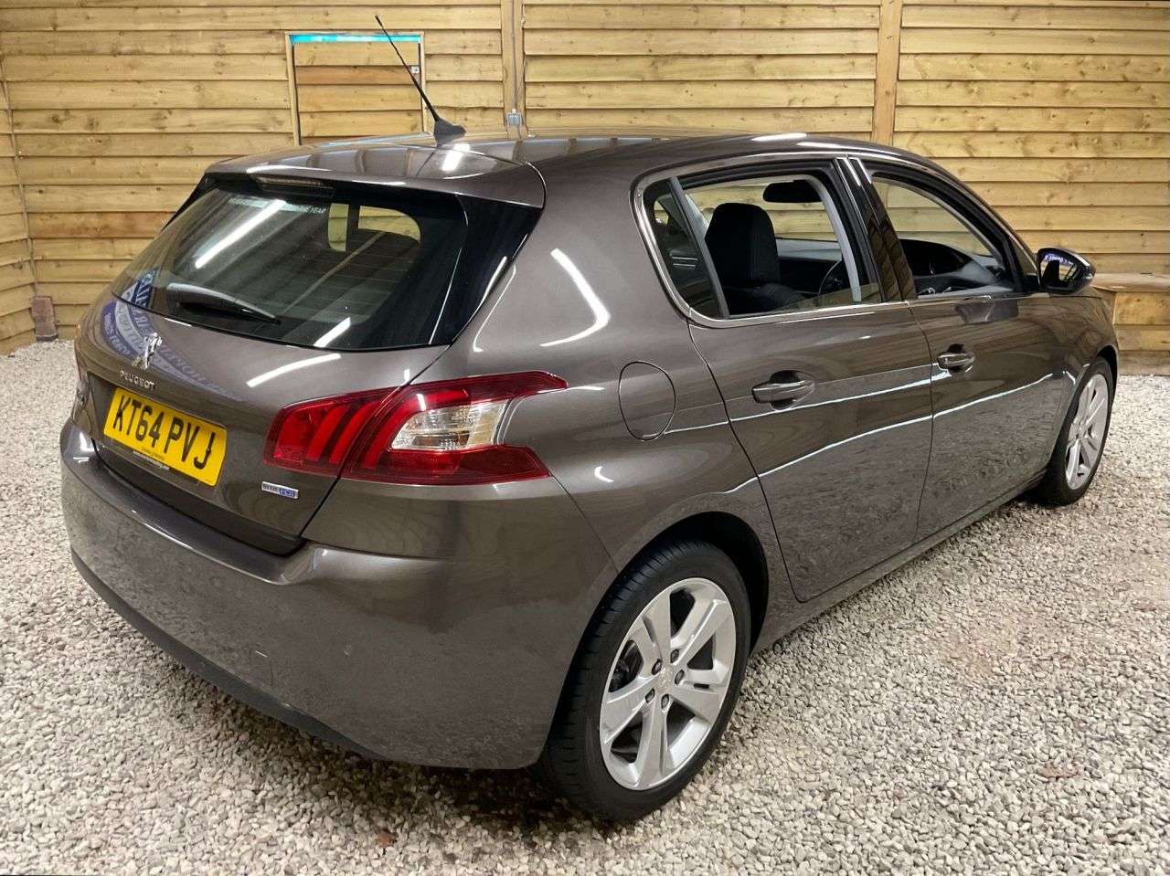 2015 PEUGEOT 308 2015 PEUGEOT 308