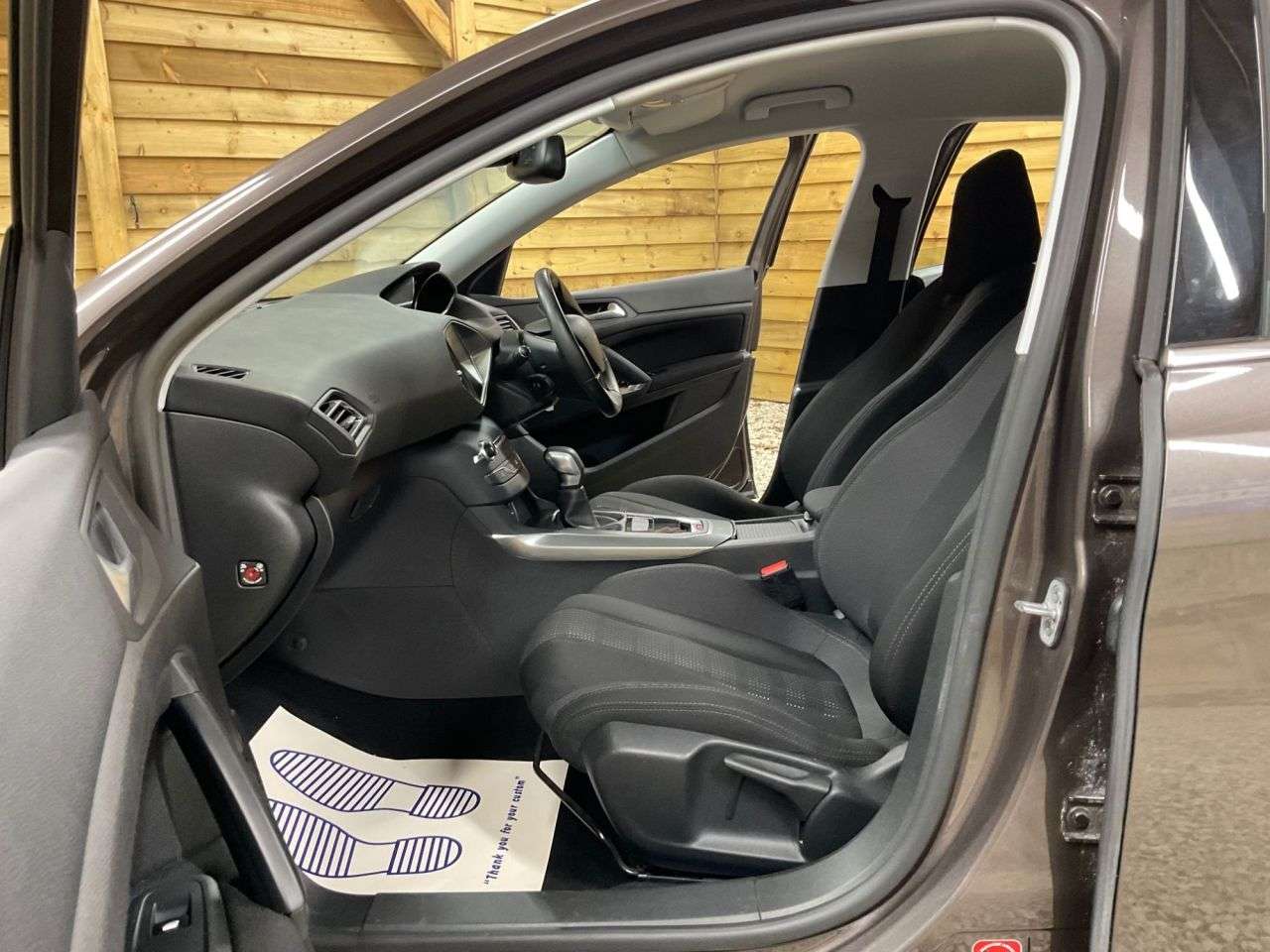 2015 PEUGEOT 308 2015 PEUGEOT 308