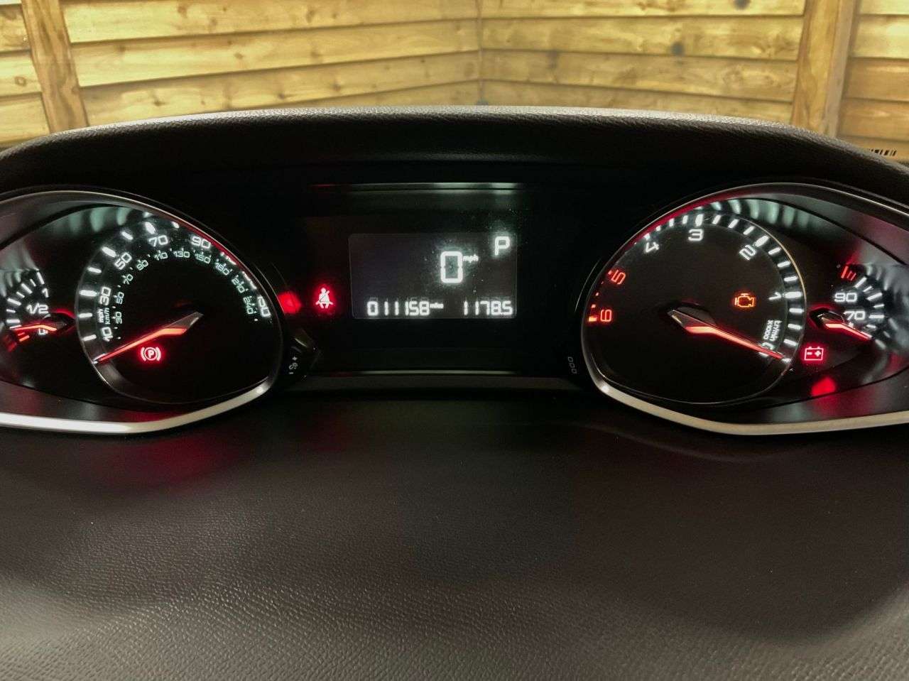 2015 PEUGEOT 308 2015 PEUGEOT 308