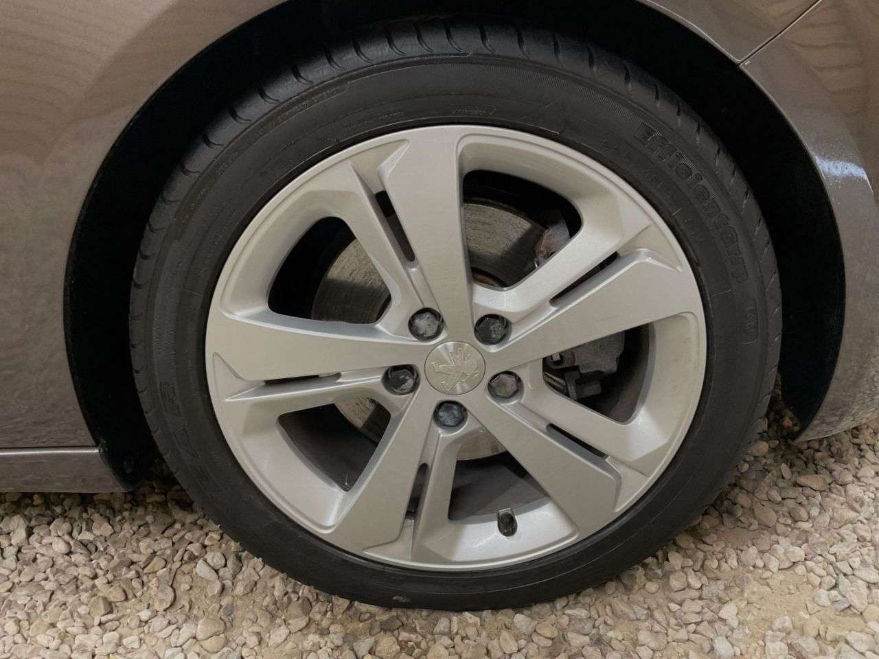 2015 PEUGEOT 308 2015 PEUGEOT 308