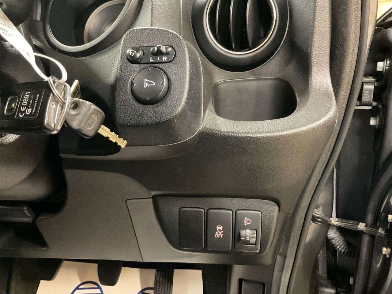 2013 HONDA JAZZ 2013 HONDA JAZZ