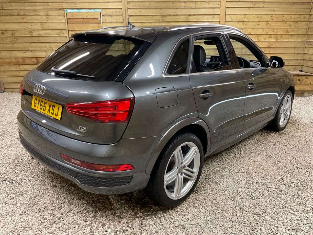 2015 AUDI Q3 2015 AUDI Q3