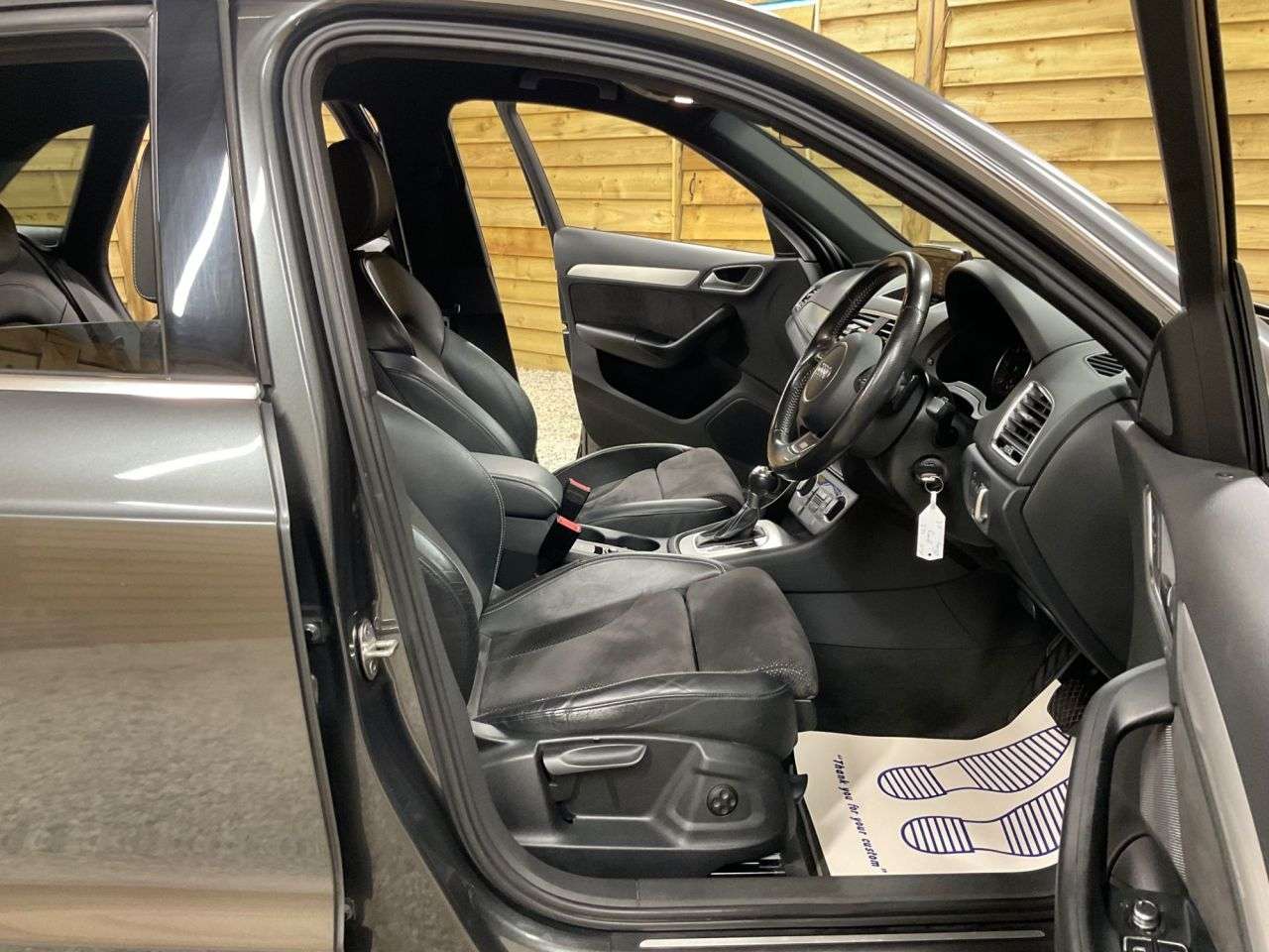 2015 AUDI Q3 2015 AUDI Q3