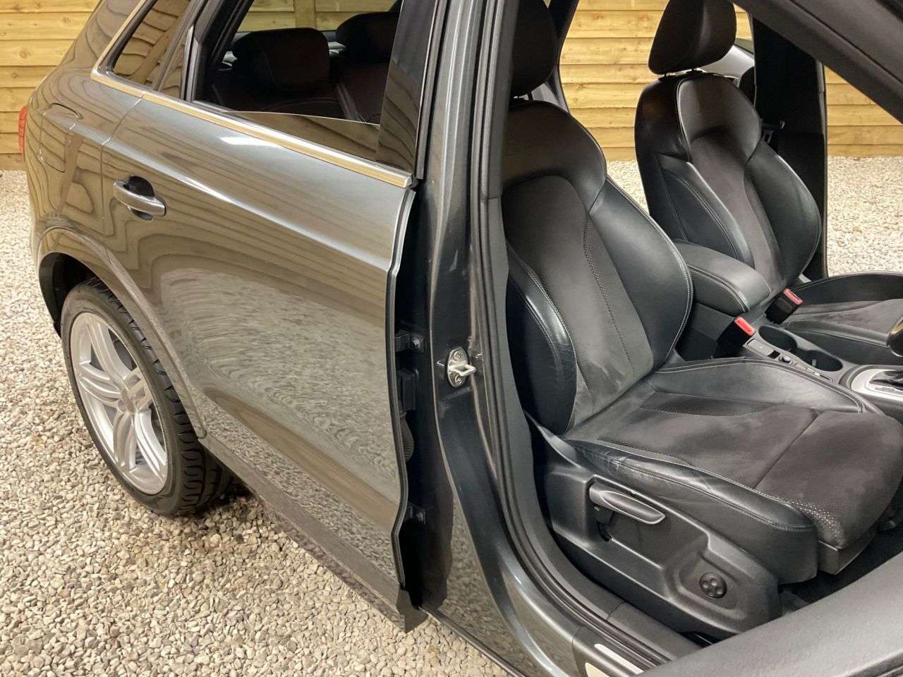 2015 AUDI Q3 2015 AUDI Q3