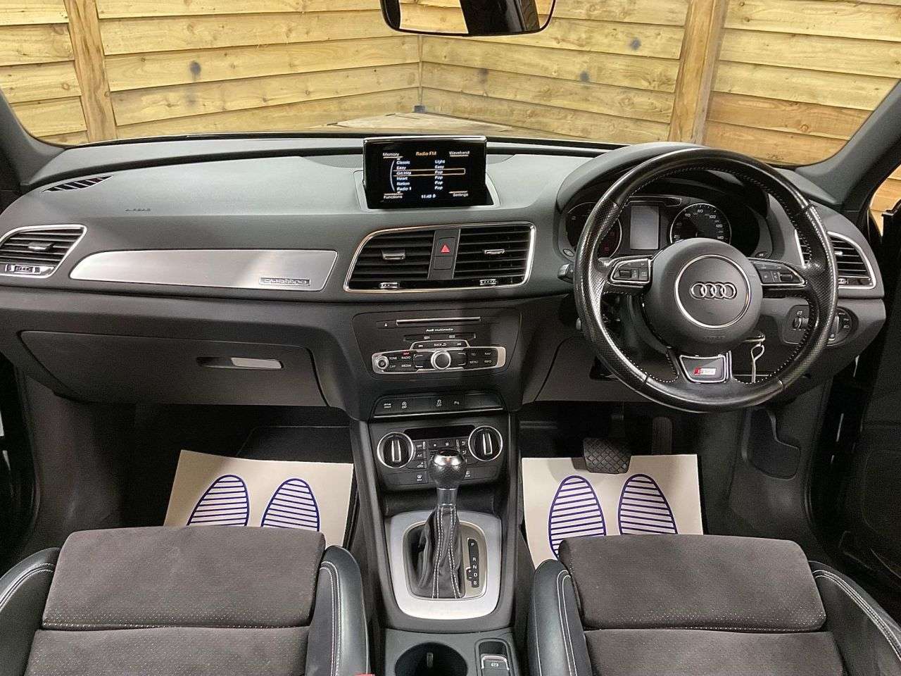 2015 AUDI Q3 2015 AUDI Q3